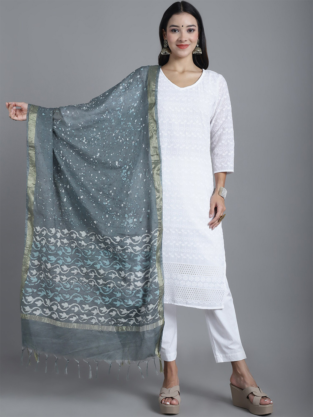 LOOM LEGACY Abstract Woven Design Zari Chanderi Dupatta