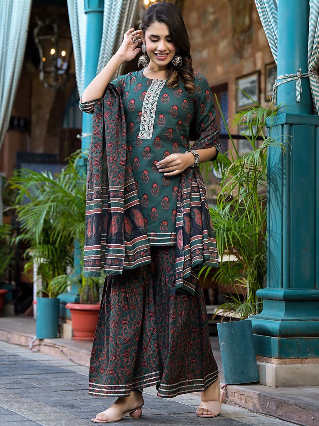 Yufta Floral Printed Regular Gotta Patti Pure Cotton Kurta With Sharara & Dupatta