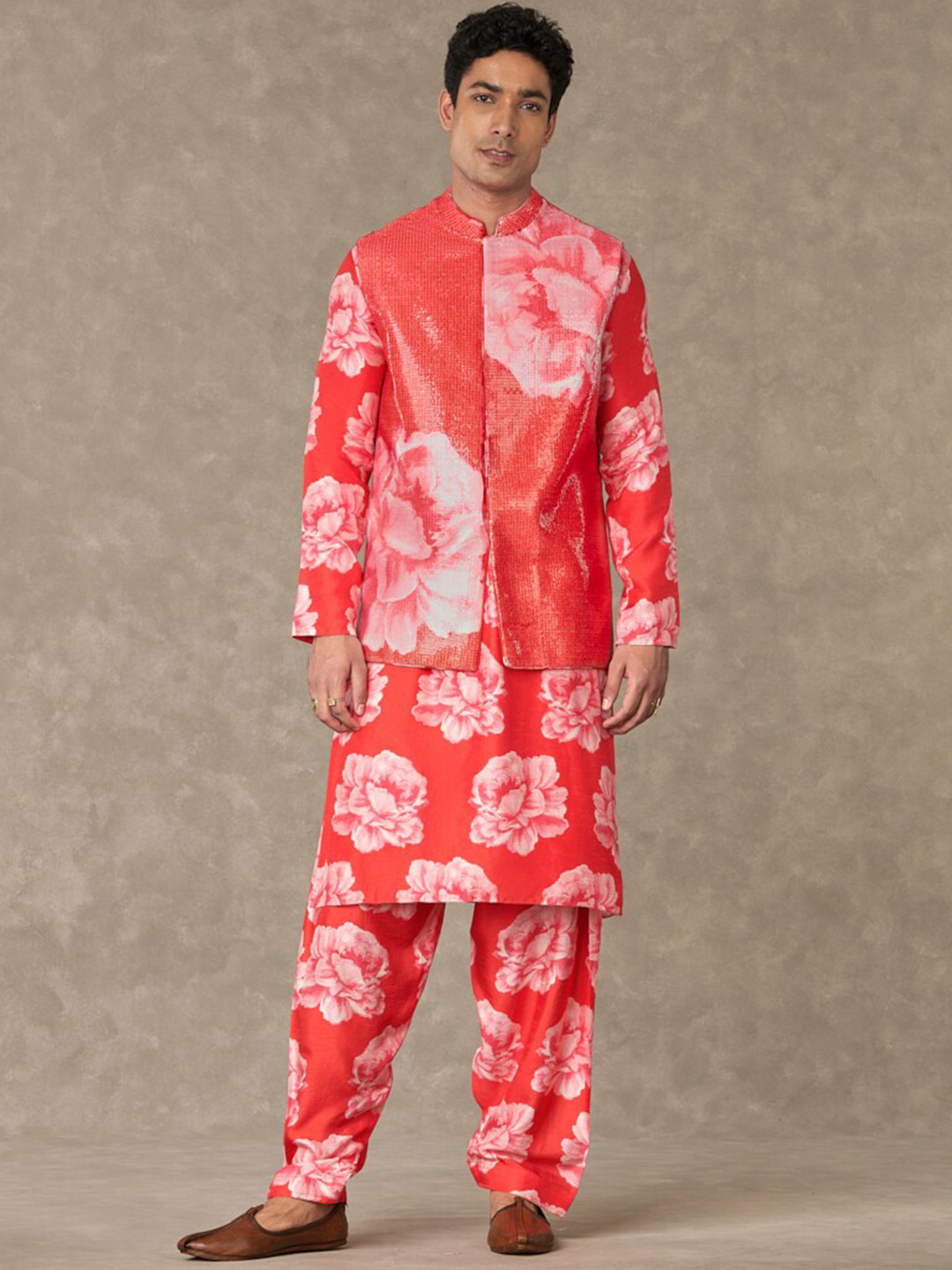 Masaba Nurvi Sitara Bandi