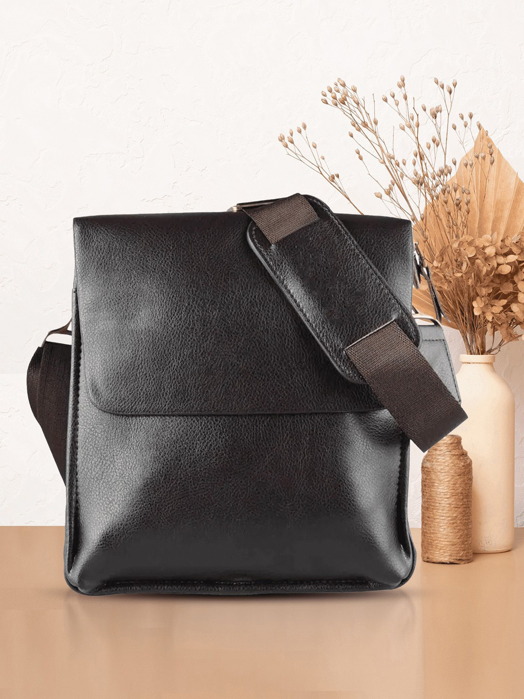 INKMILAN Structured Messenger Bag