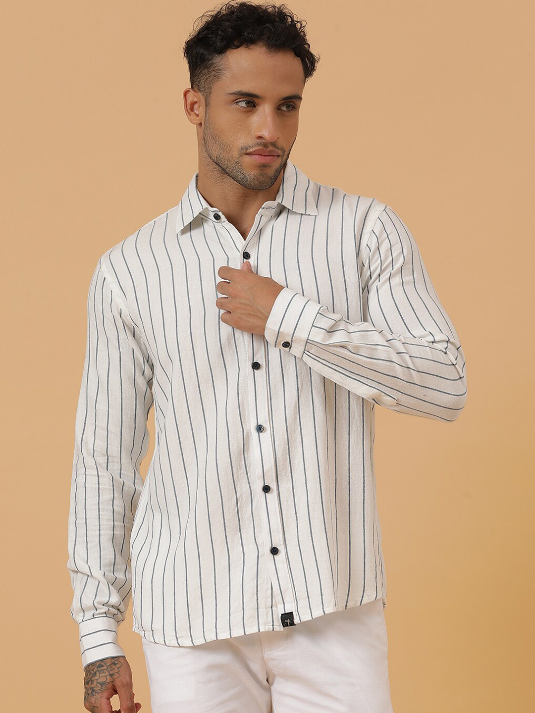 JAVINISHKA Relaxed Tailored Fit Vertical Striped Pure Cotton Casual Shirt