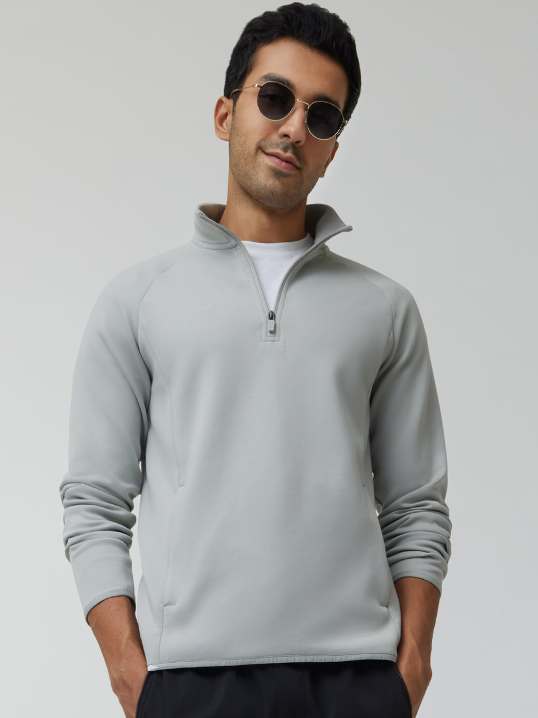 XYXX Men Regular Fit Solid Moon Grey Half- Zip Sweatshirt