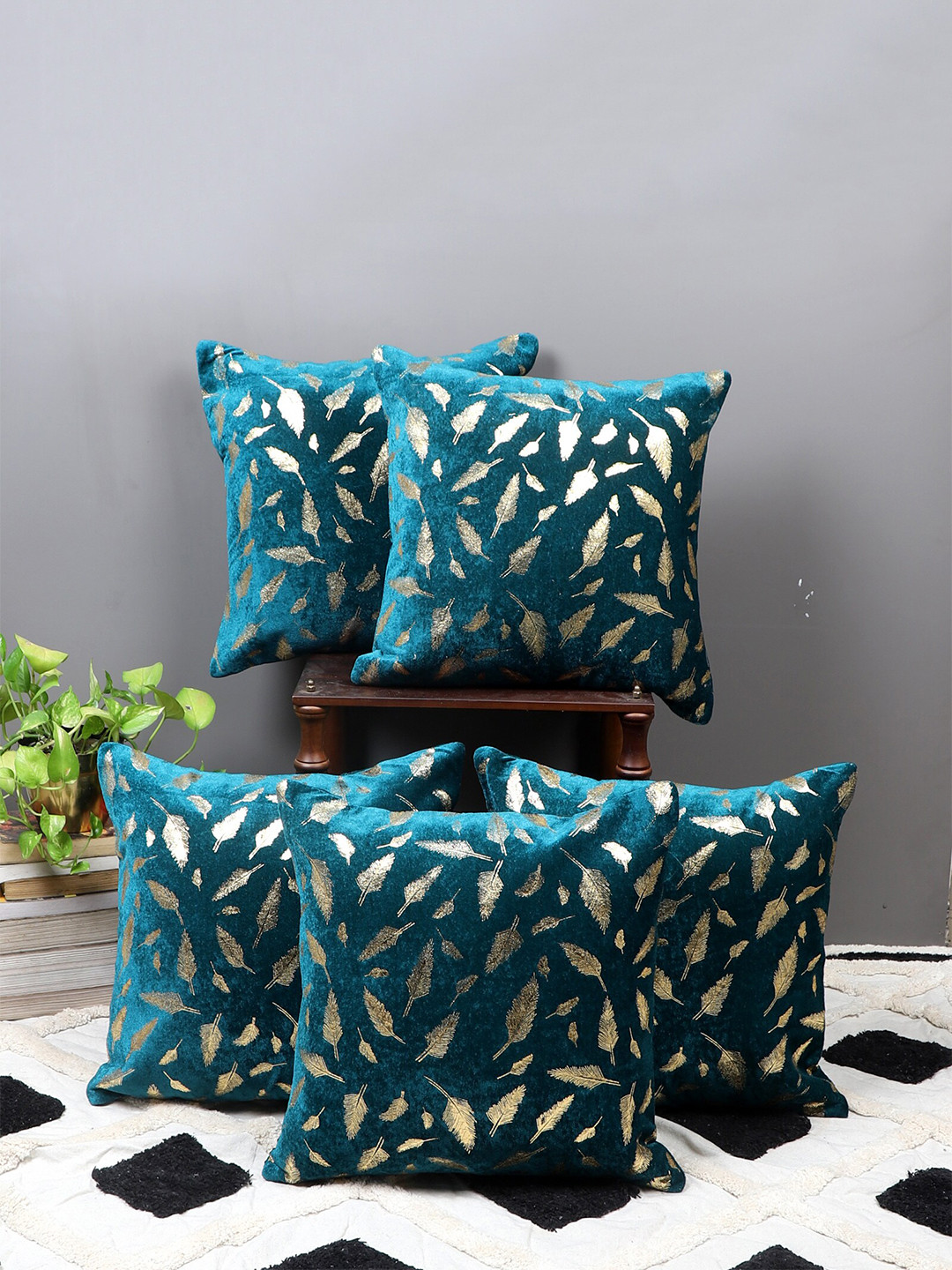MFD HOME FURNISHING 5 Pcs Turquoise Blue & Golden Embellished Velvet Square Cushion Covers