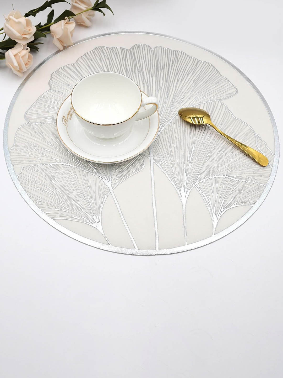 Dakshya Industries Silver Toned 4 Pieces Pressing Part Round Table Placemats