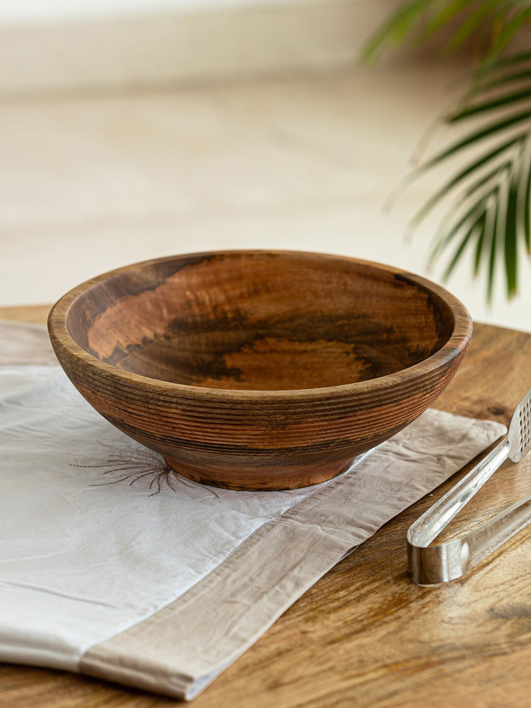 ExclusiveLane Spiral Carve Mango Wood Handcrafted Serving Salad Bowl - 1.2 L