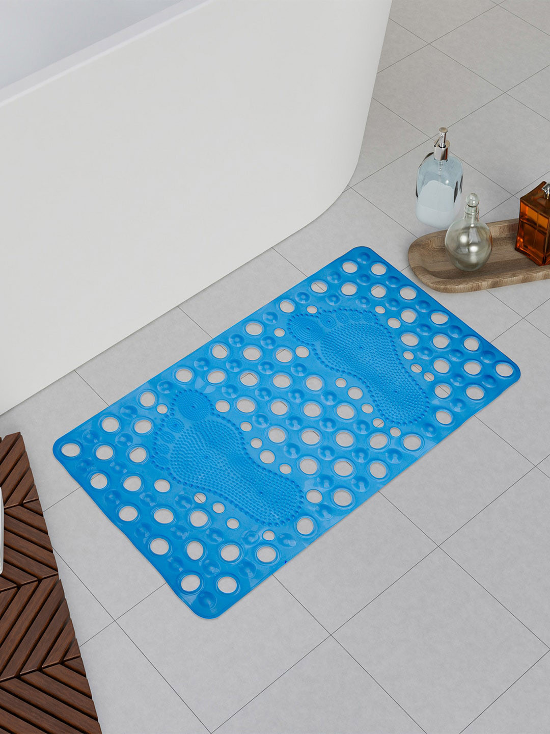 Kuber Industries Blue & Red 2 Pieces Anti Skid PVC Bath Shower Mats With Drain Holes