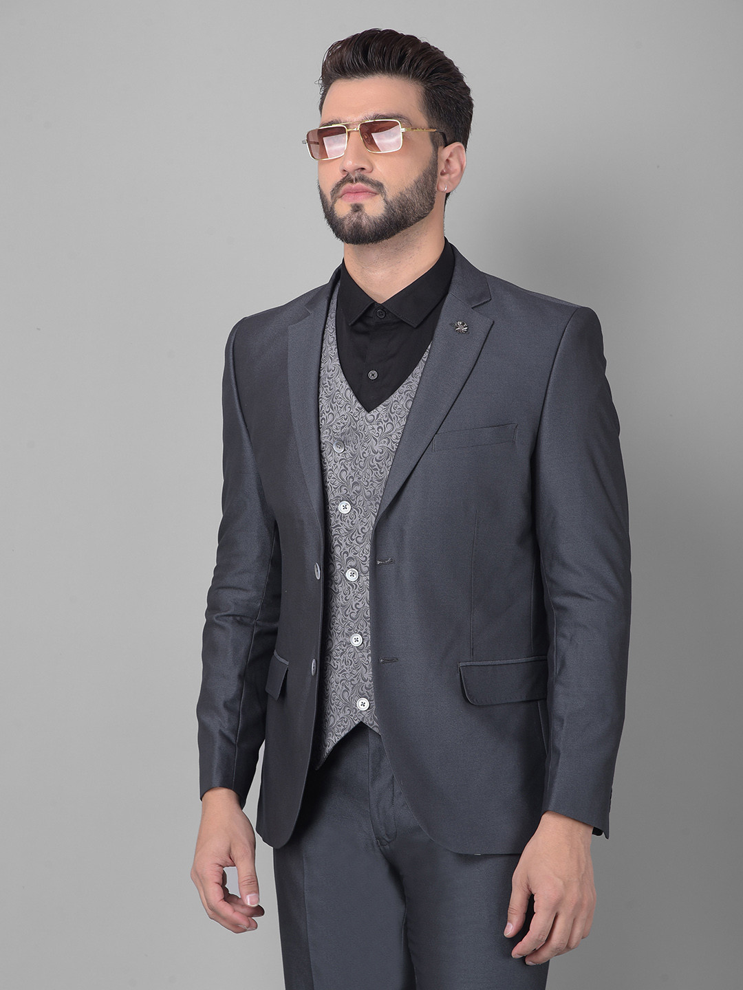 Crimsoune Club Double-Breasted Slim-Fit Two-Piece Formal Suit