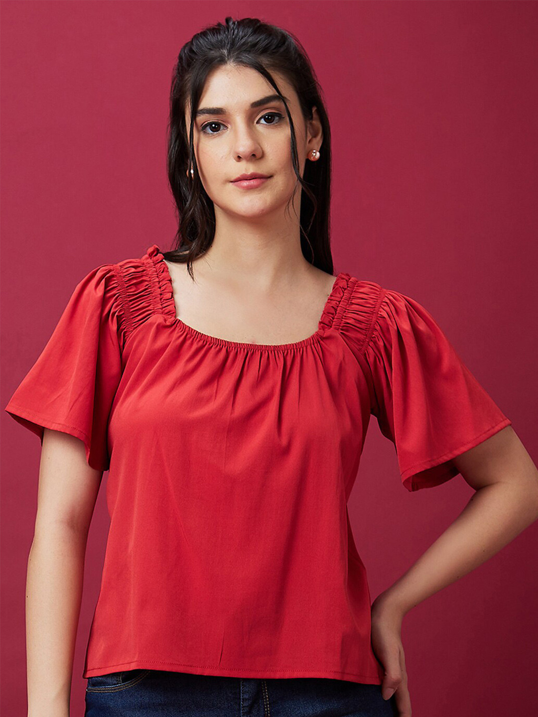 Globus Rust Square Neck Flared Sleeve Gathered or Pleated Top