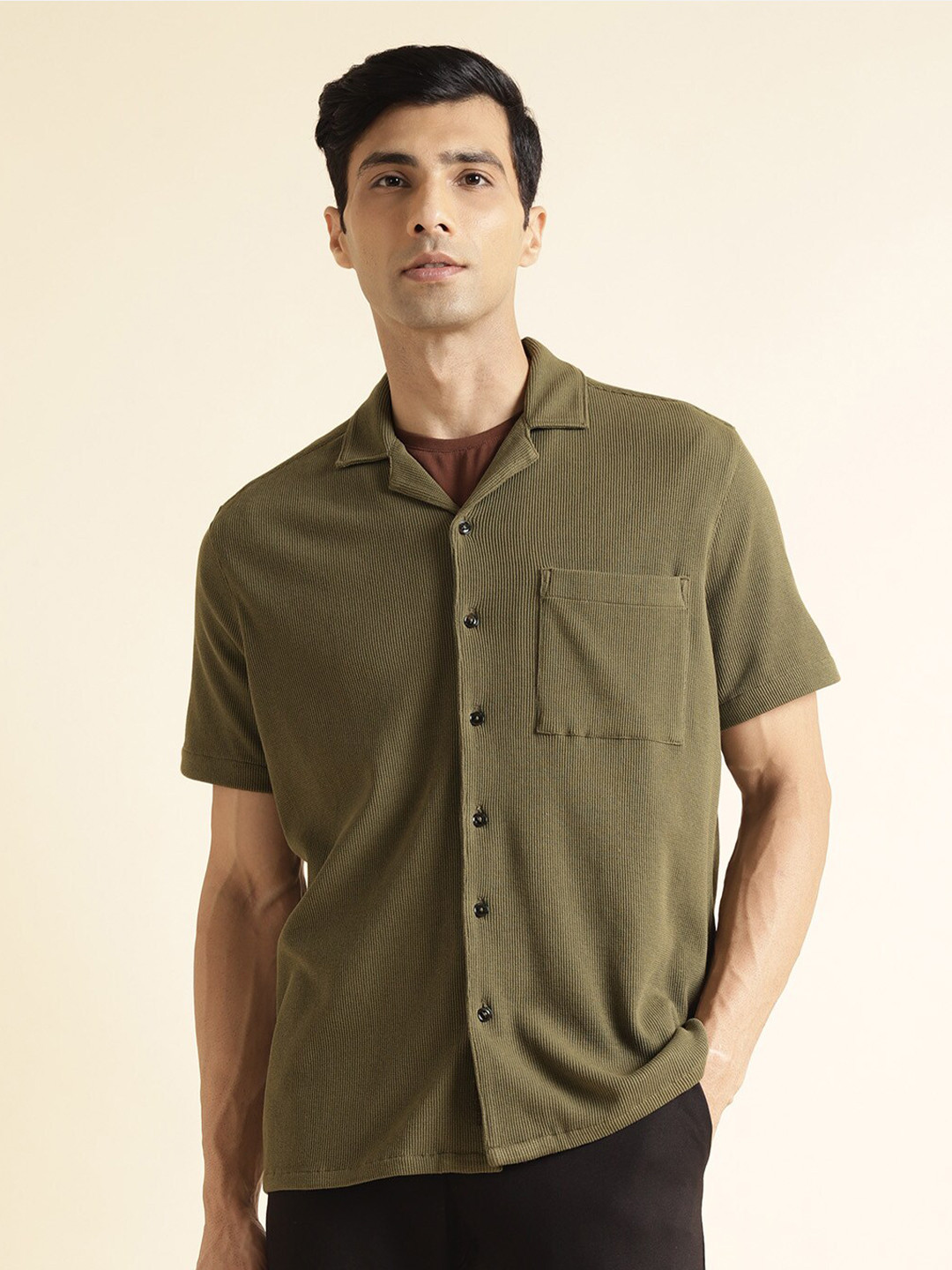 Andamen Men Textured Fit Opaque Cotton Casual Regular Fit Shirt