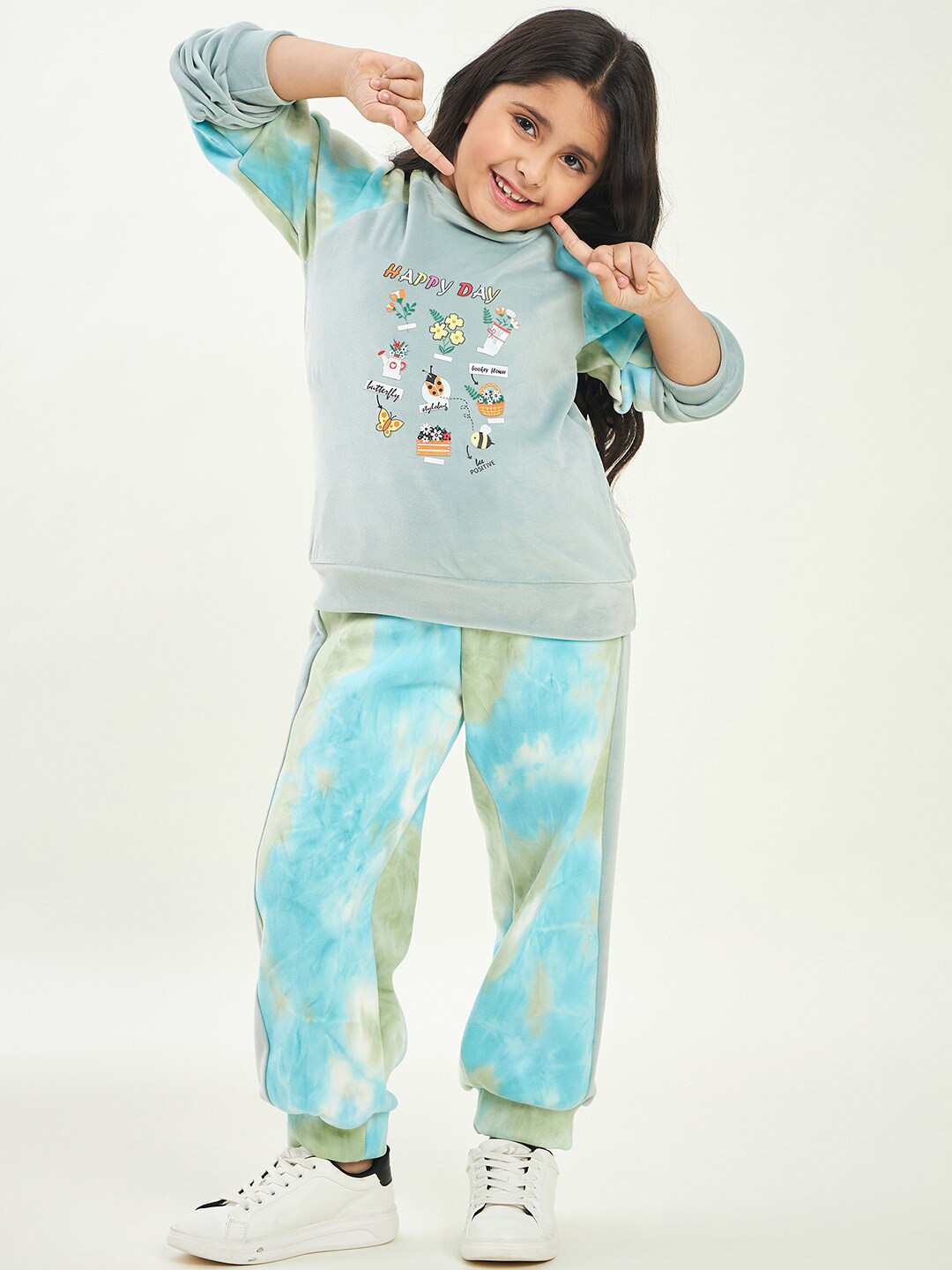 Stylo Bug Girls Conversational Printed Sweatshirt With Joggers