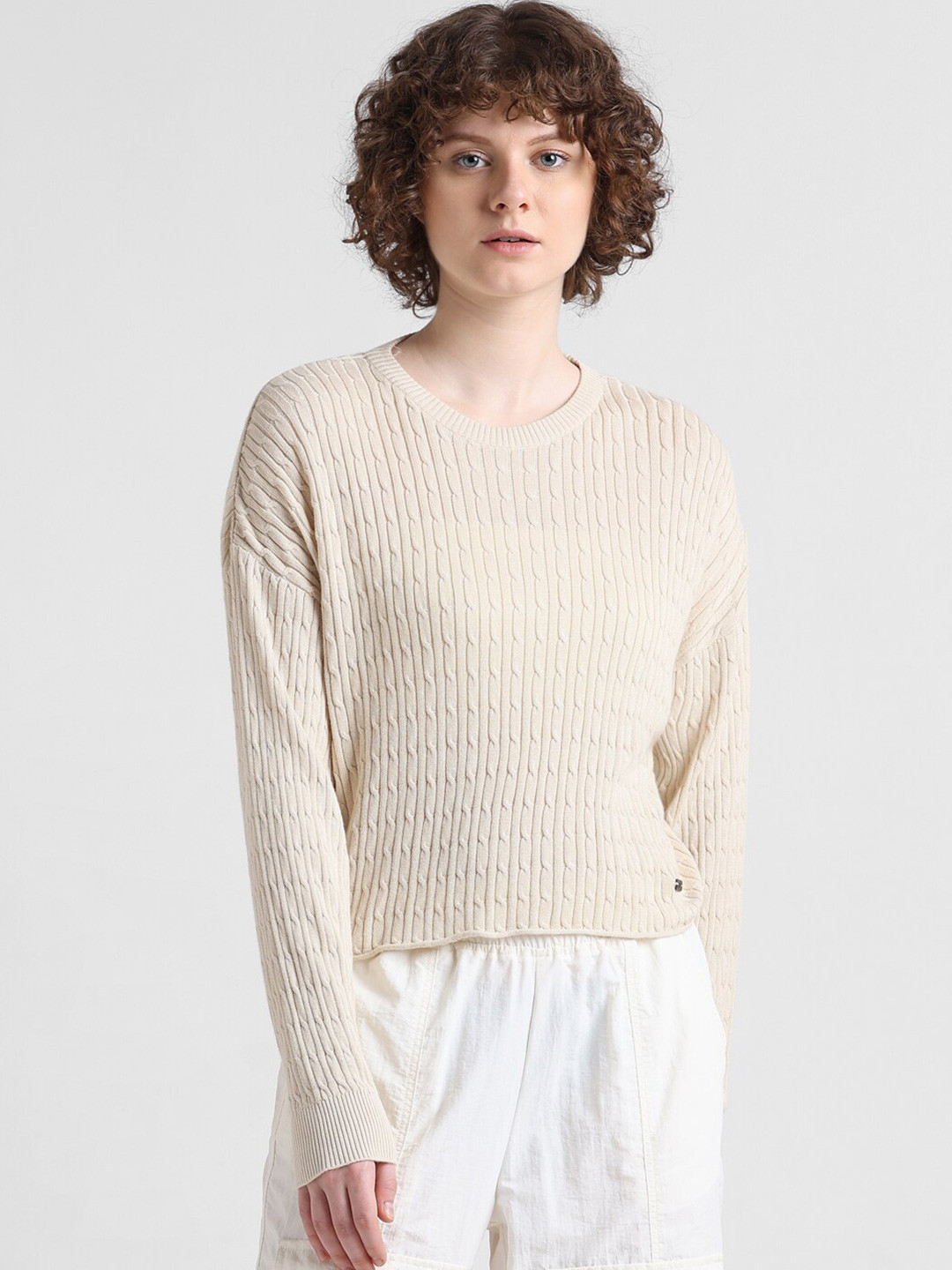 ONLY Onl Cruz Cropped Ls Self Design Cable Knit Pullover Sweater