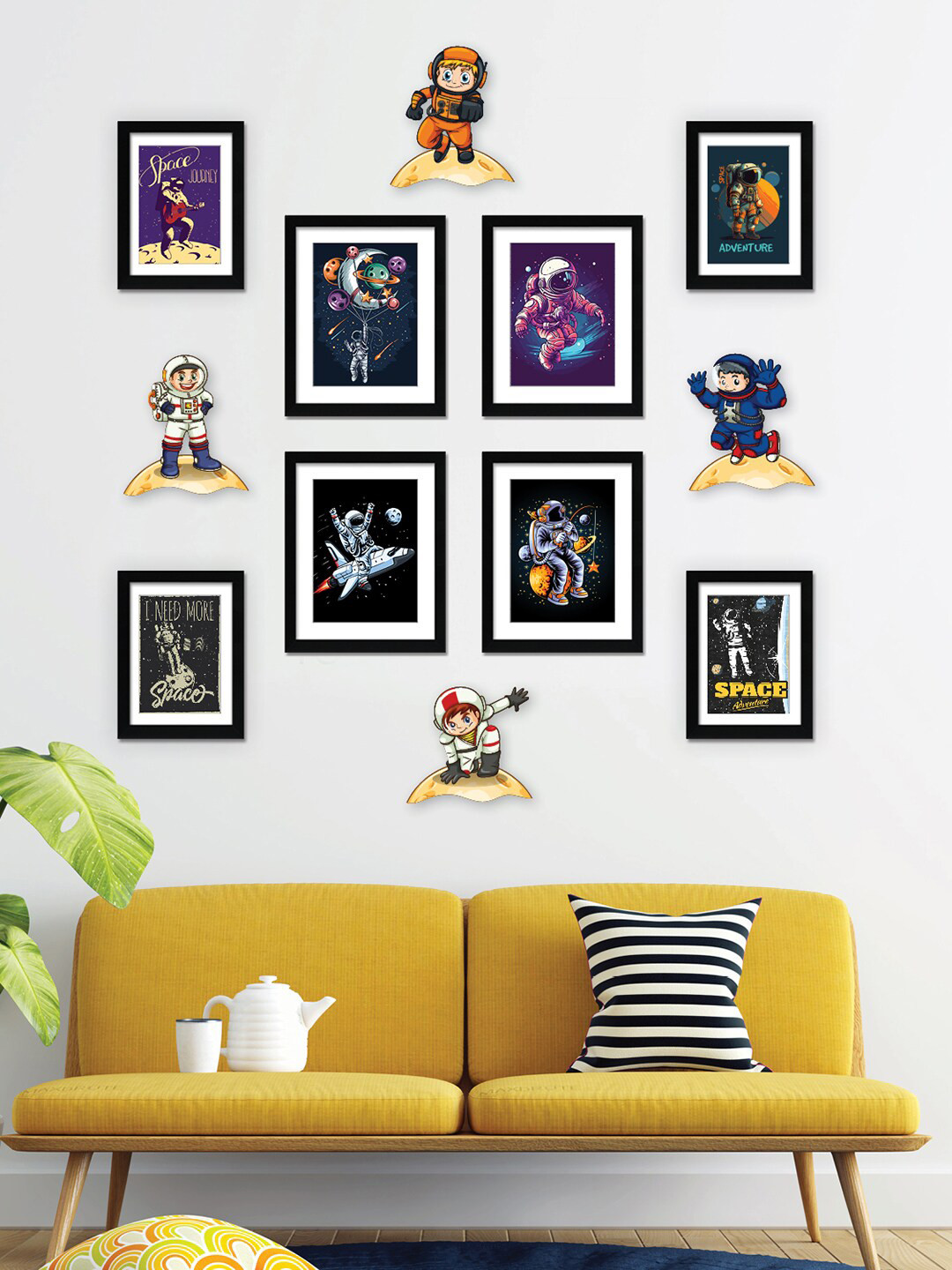 RANDOM Black 8 Pieces Photo Frames with Plaques