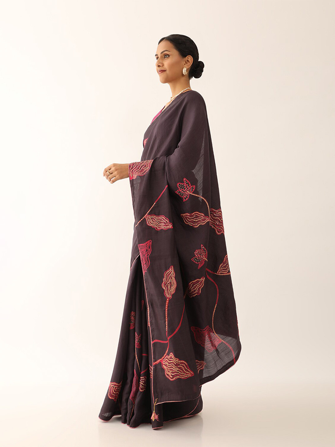 Taneira Floral Hand Painted Sequinned Art Silk Saree