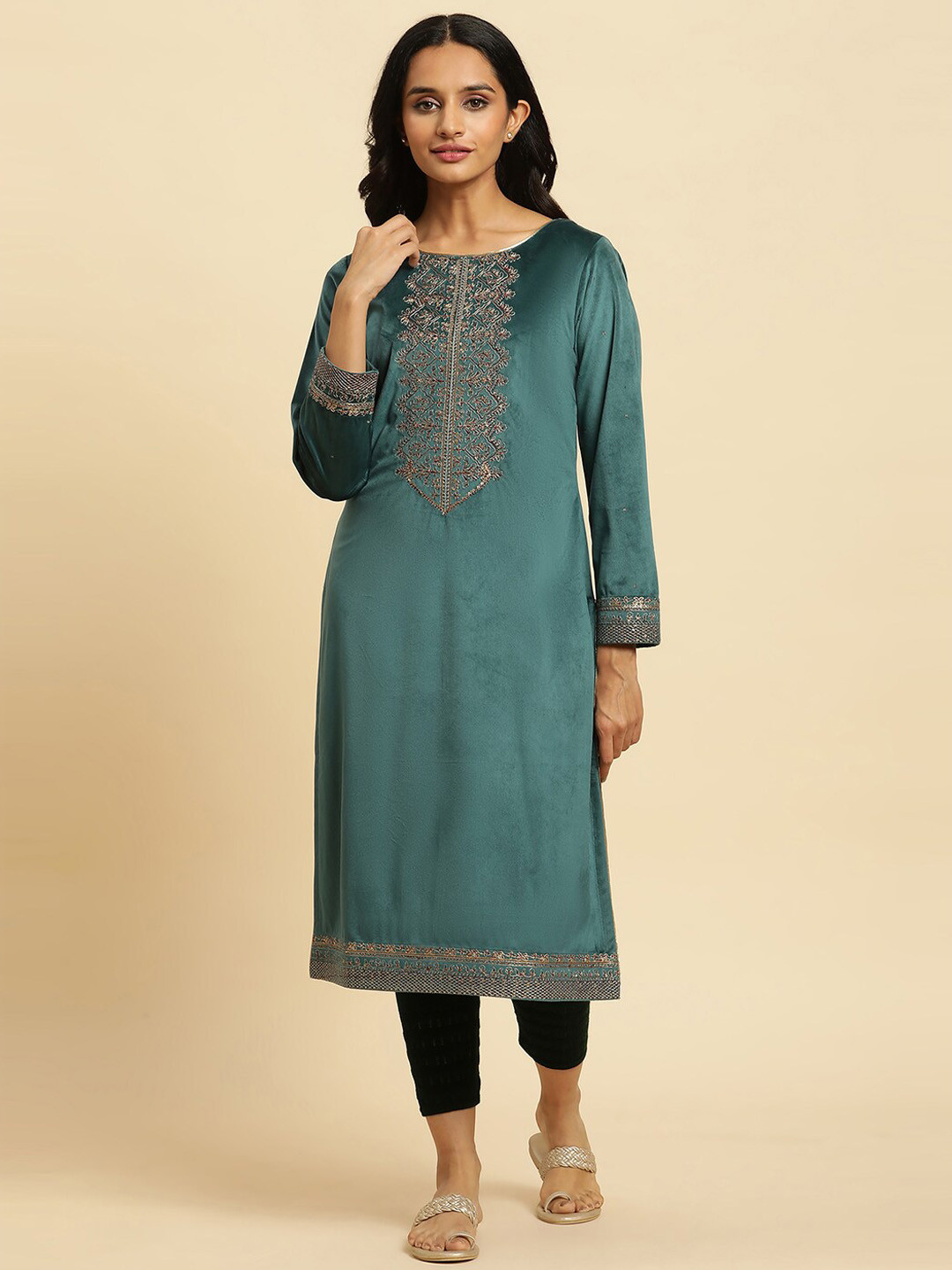WISHFUL Yoke Design Round Neck Thread Work Straight Kurta