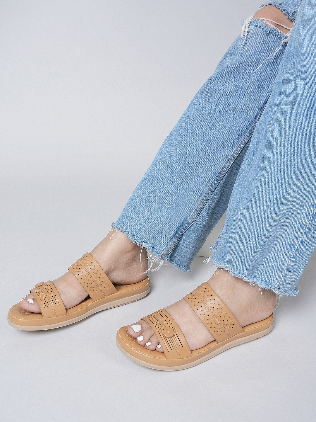 Mast and harbour open toe flats discount