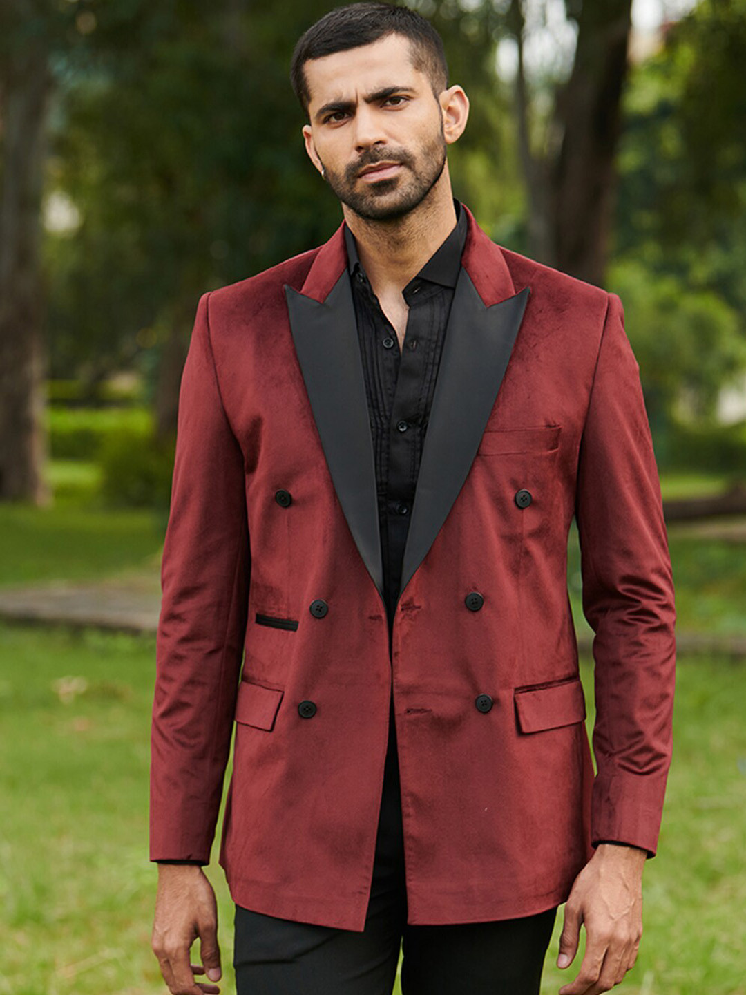 MR BUTTON Double-Breasted Slim-fit Velvet Blazer