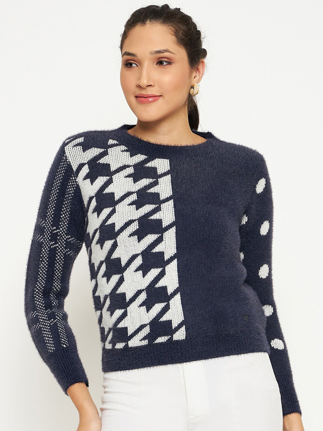 Duke Self Designed Acrylic Pullover
