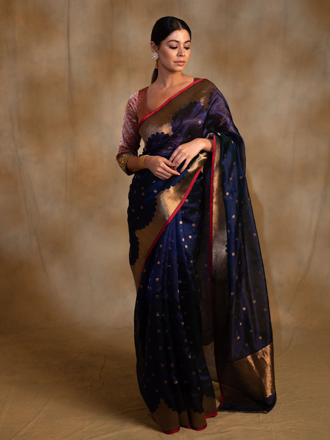 PriyankaRaajiv Ethnic Motifs Woven Design Zari Chanderi Saree