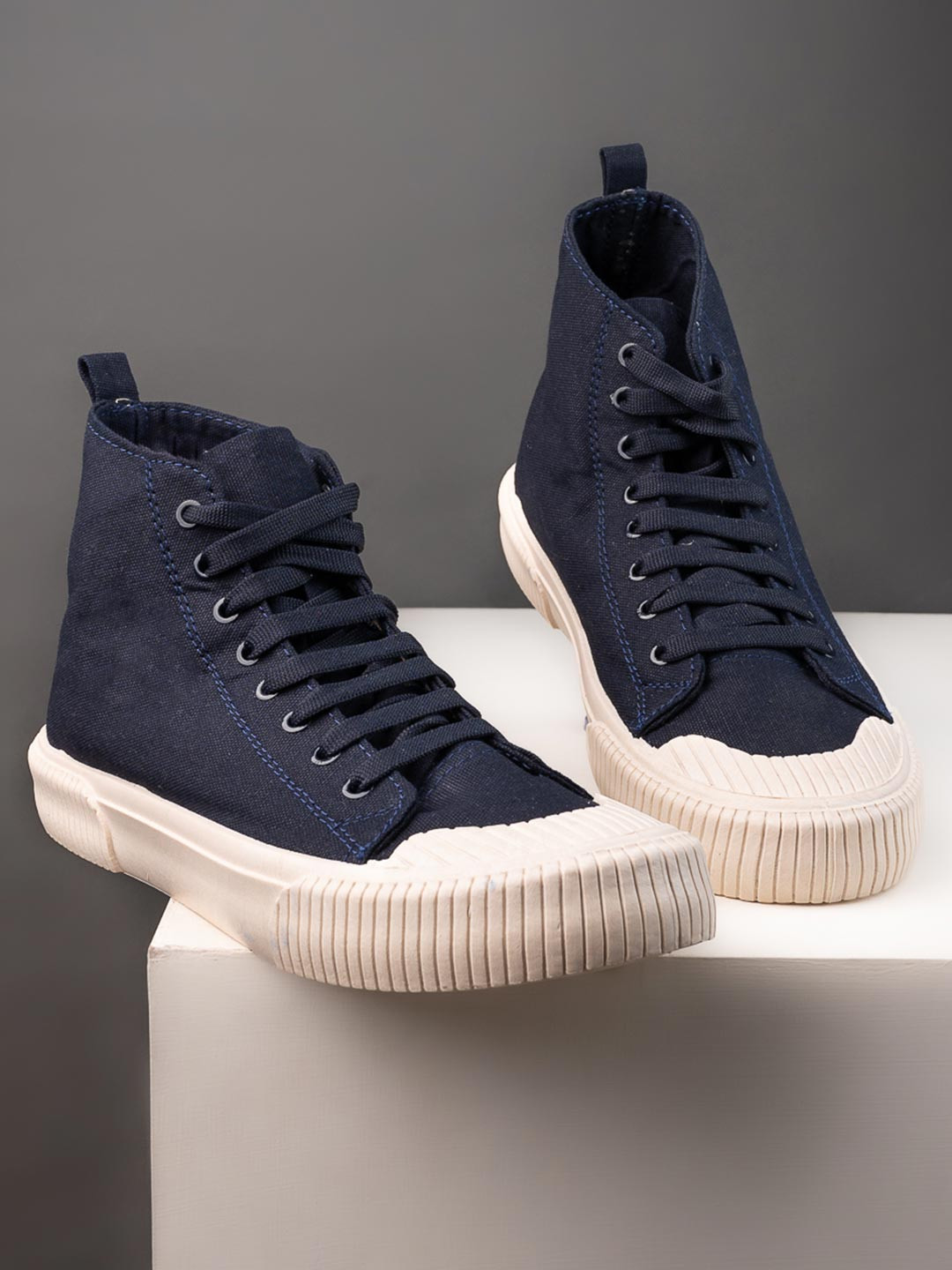 Styli Men Navy Blue Hi-Top Canvas Lace Up Sneakers