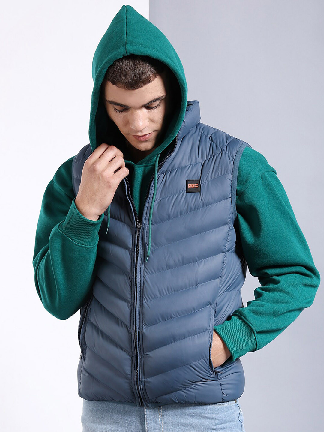The Indian Garage Co Men Blue Floral Striped Outdoor Puffer Jacket