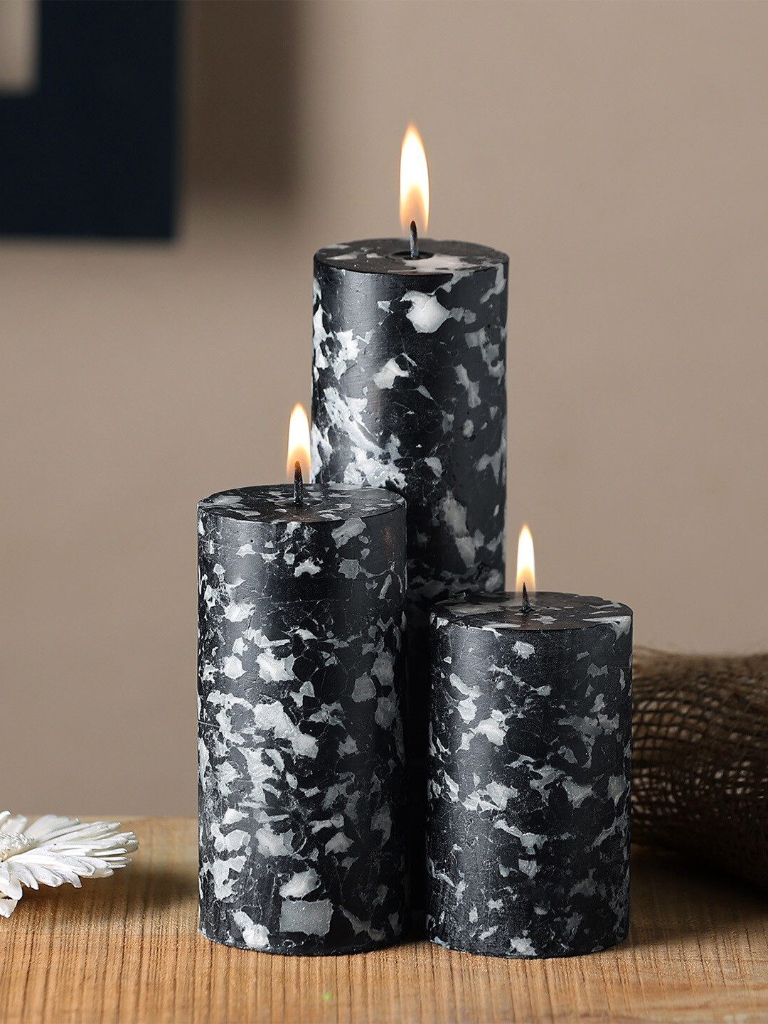 Parkash Candles 3-Pcs Black & White Marble Finish Flora by Gucci Scented Pillar Candles