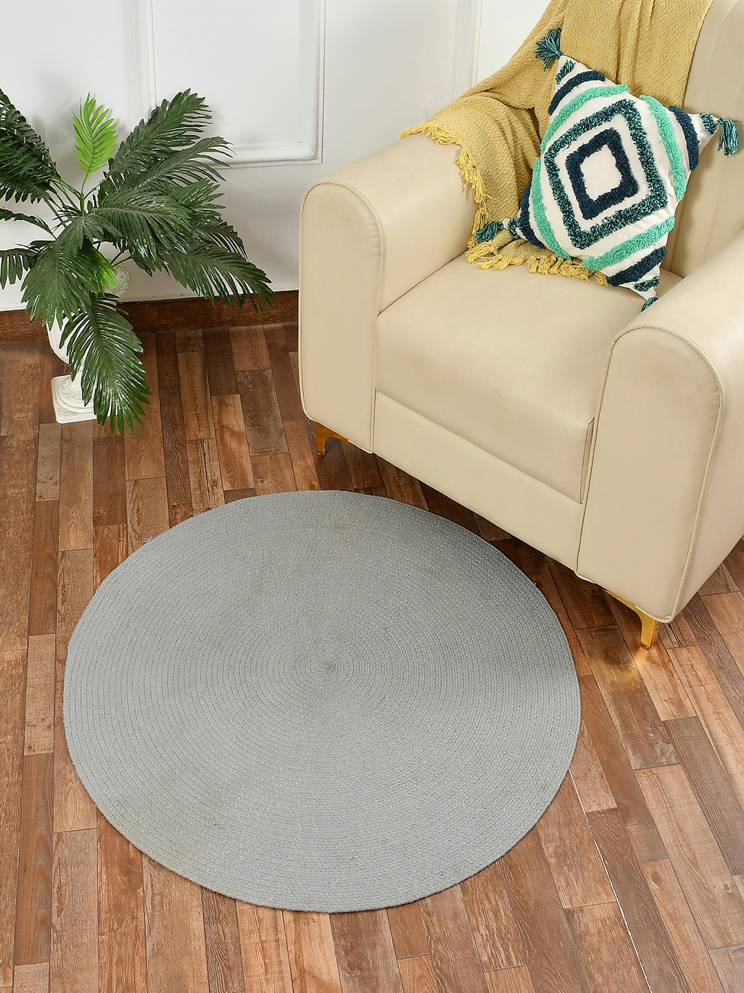 COMFIDELITAS Grey Braided Cotton Round Floor Mat