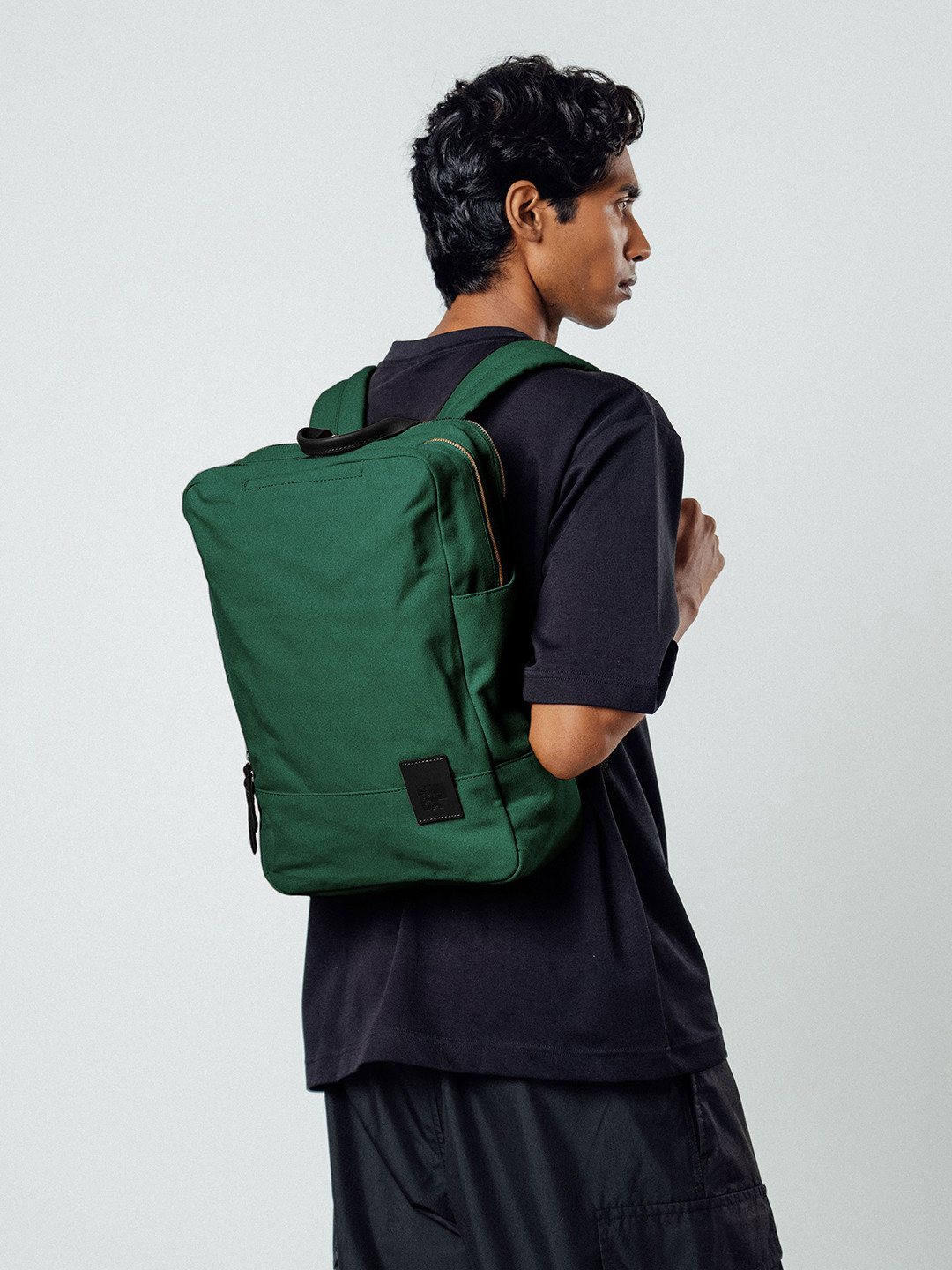 DailyObjects Unisex Compression Straps Non-Padded 15 Inch Laptop Backpack