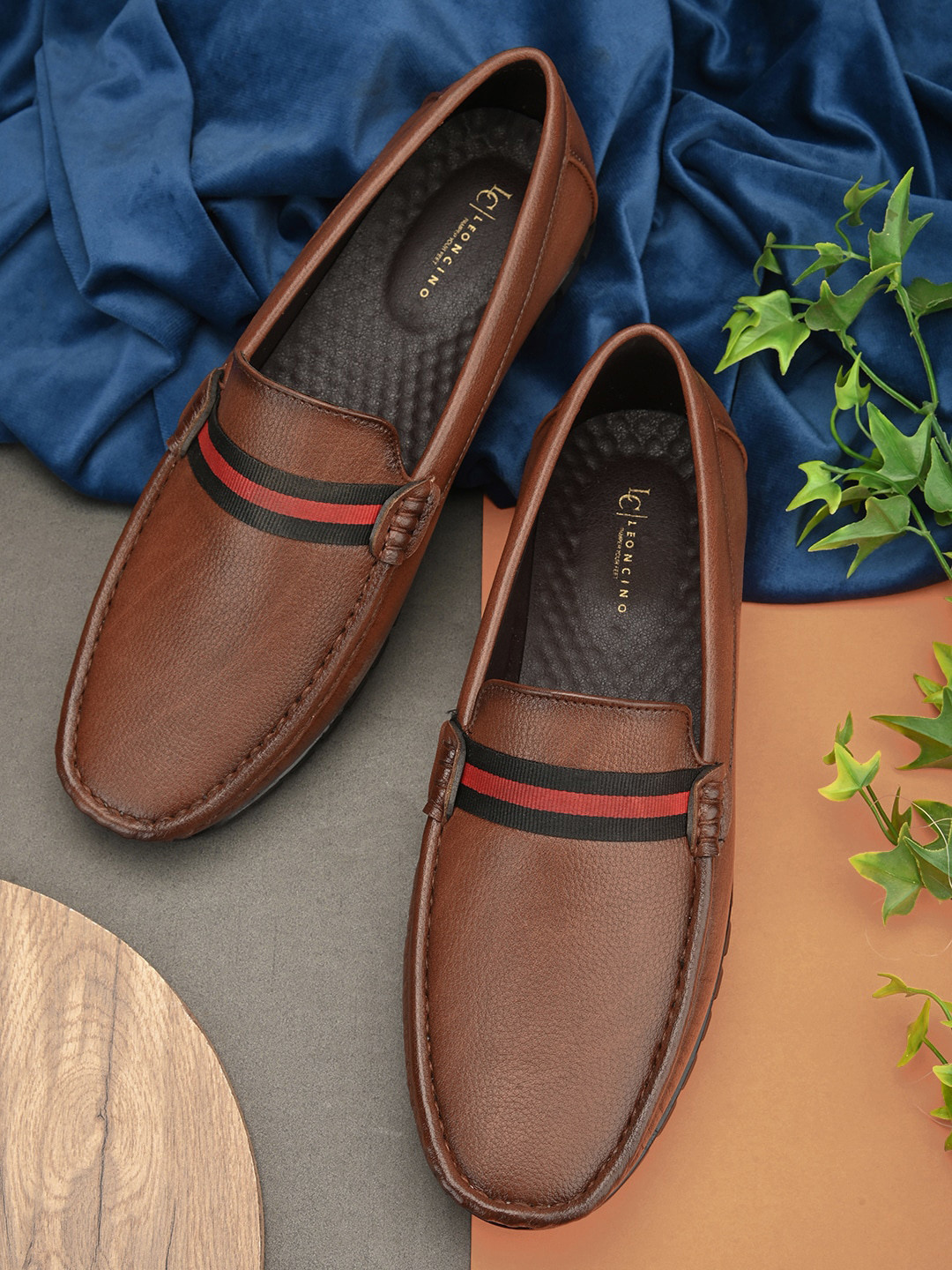 LEONCINO Men Tan Perforations Loafers