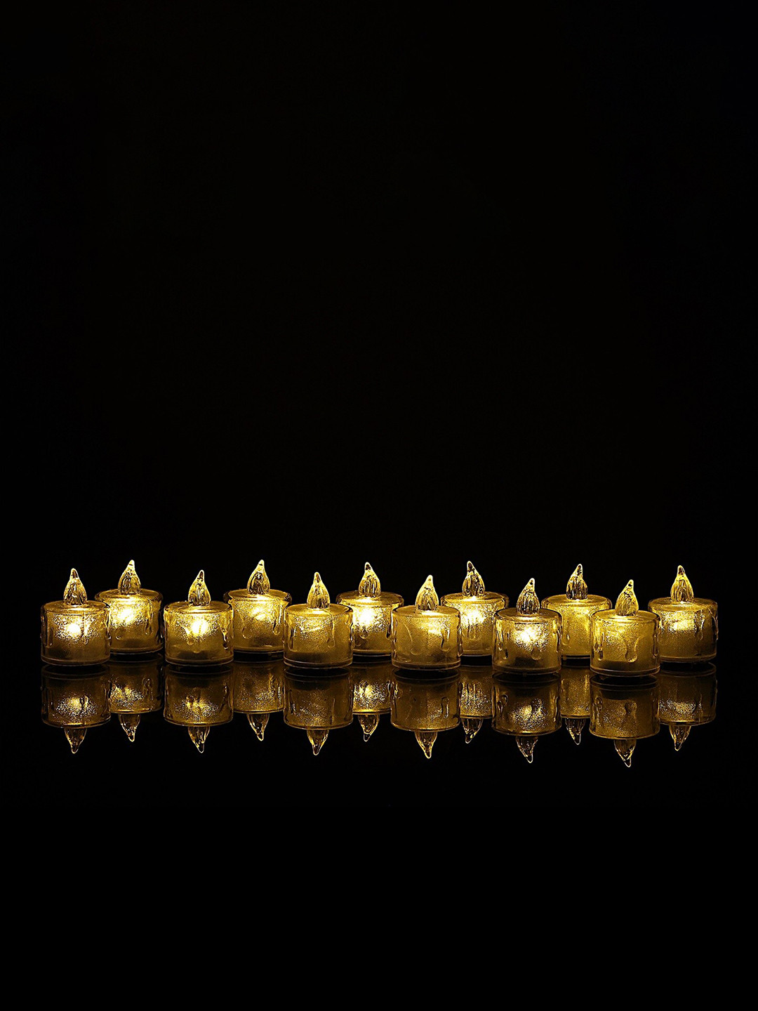 Parkash Candles 6Pcs Smokeless 1 Wick Solid Geometric Regular Tea Light Candles