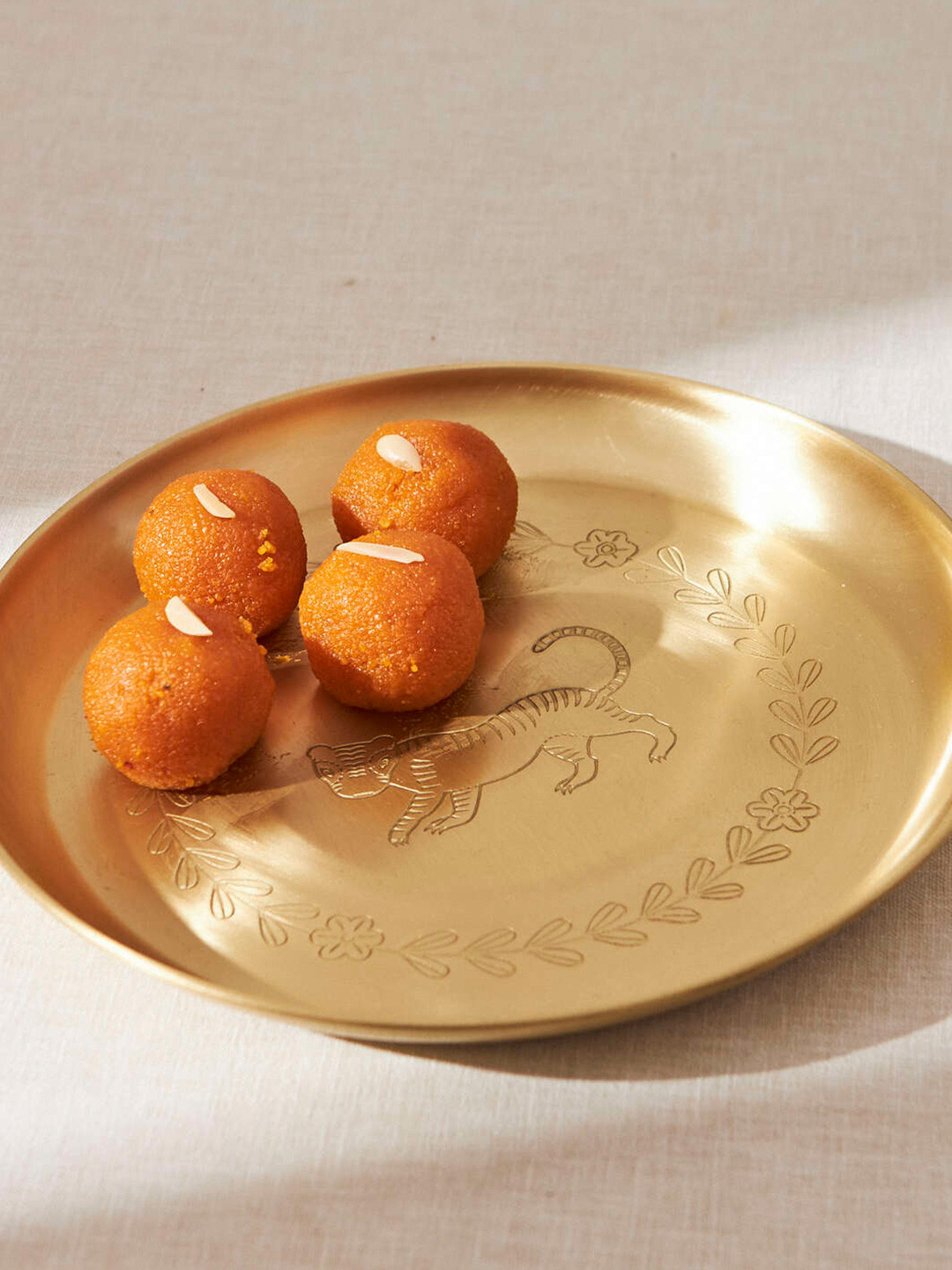 Chumbak Marigold Gold-Toned Royal Tiger Printed Brass Glossy Plate
