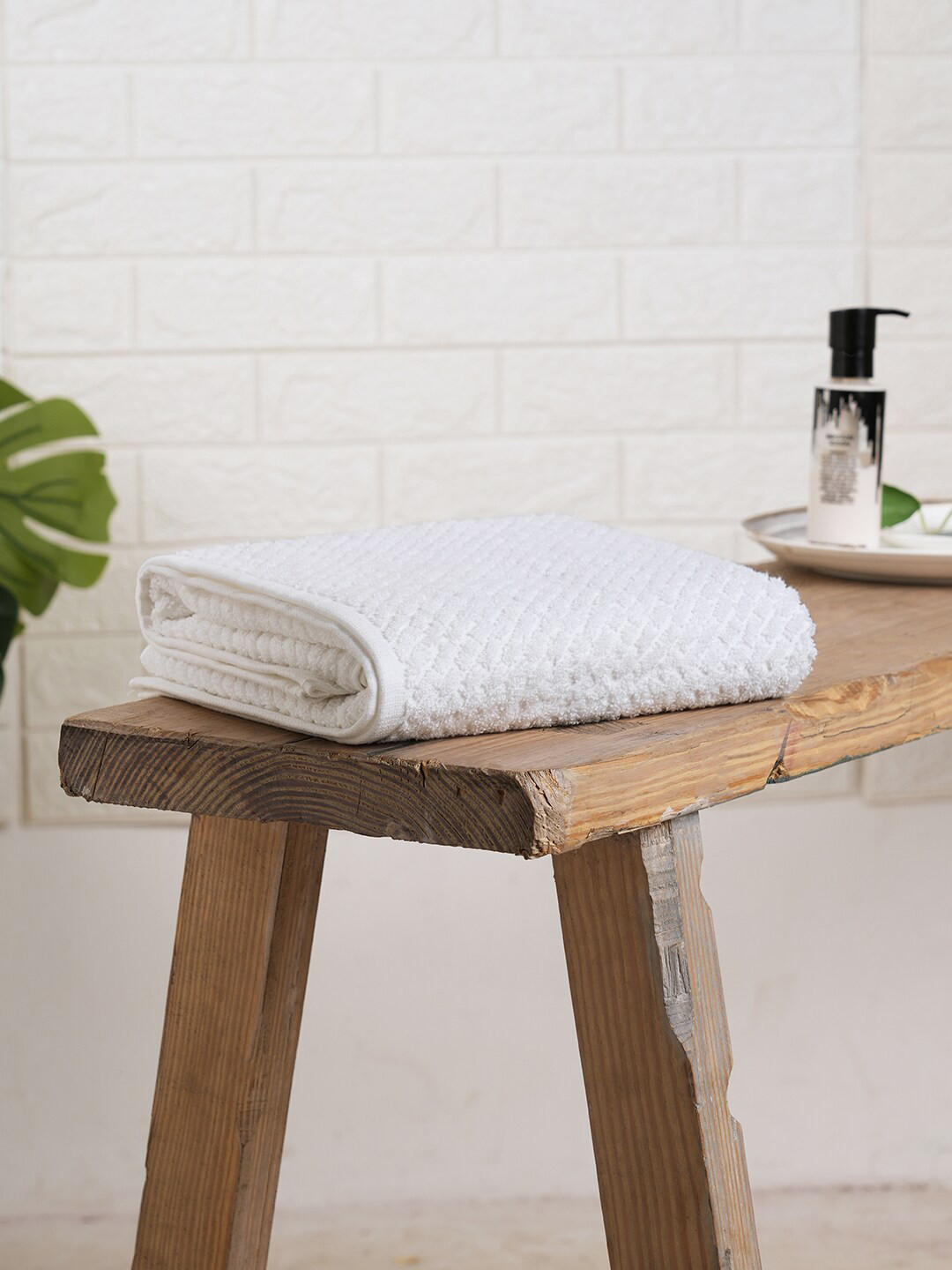 SPACES Genesis White 400 GSM Pure Cotton Bath Towel