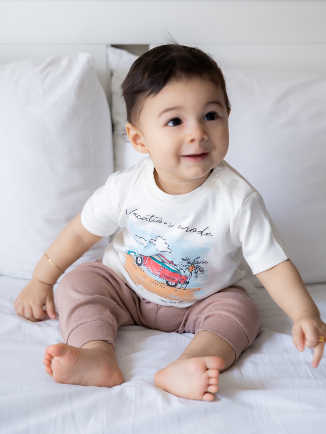 Nap Chief Infants Pure Cotton Vacation Mode Tshirt & Pyjama