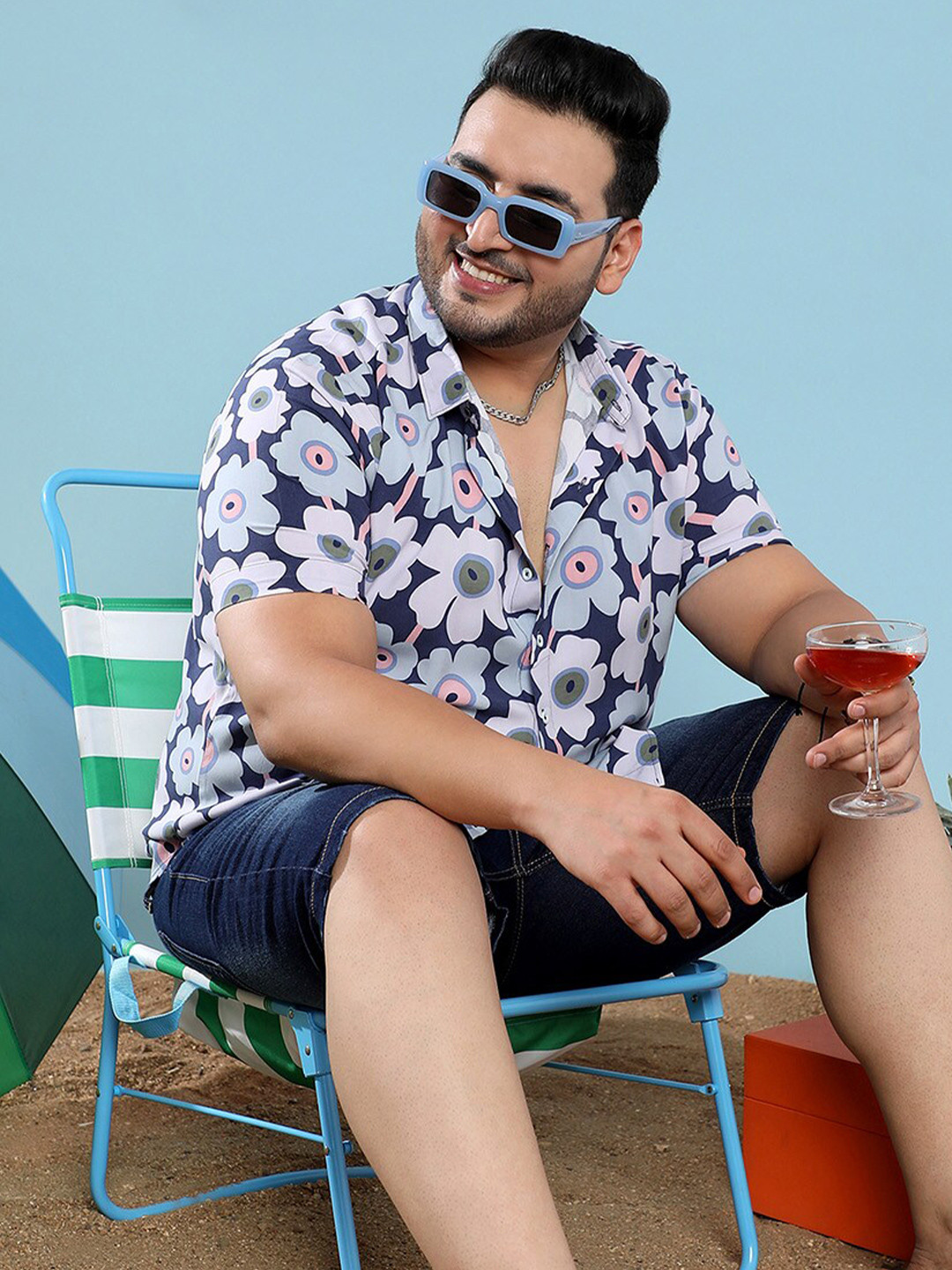 Instafab Plus Classic Fit Floral Block Printed Casual Shirt