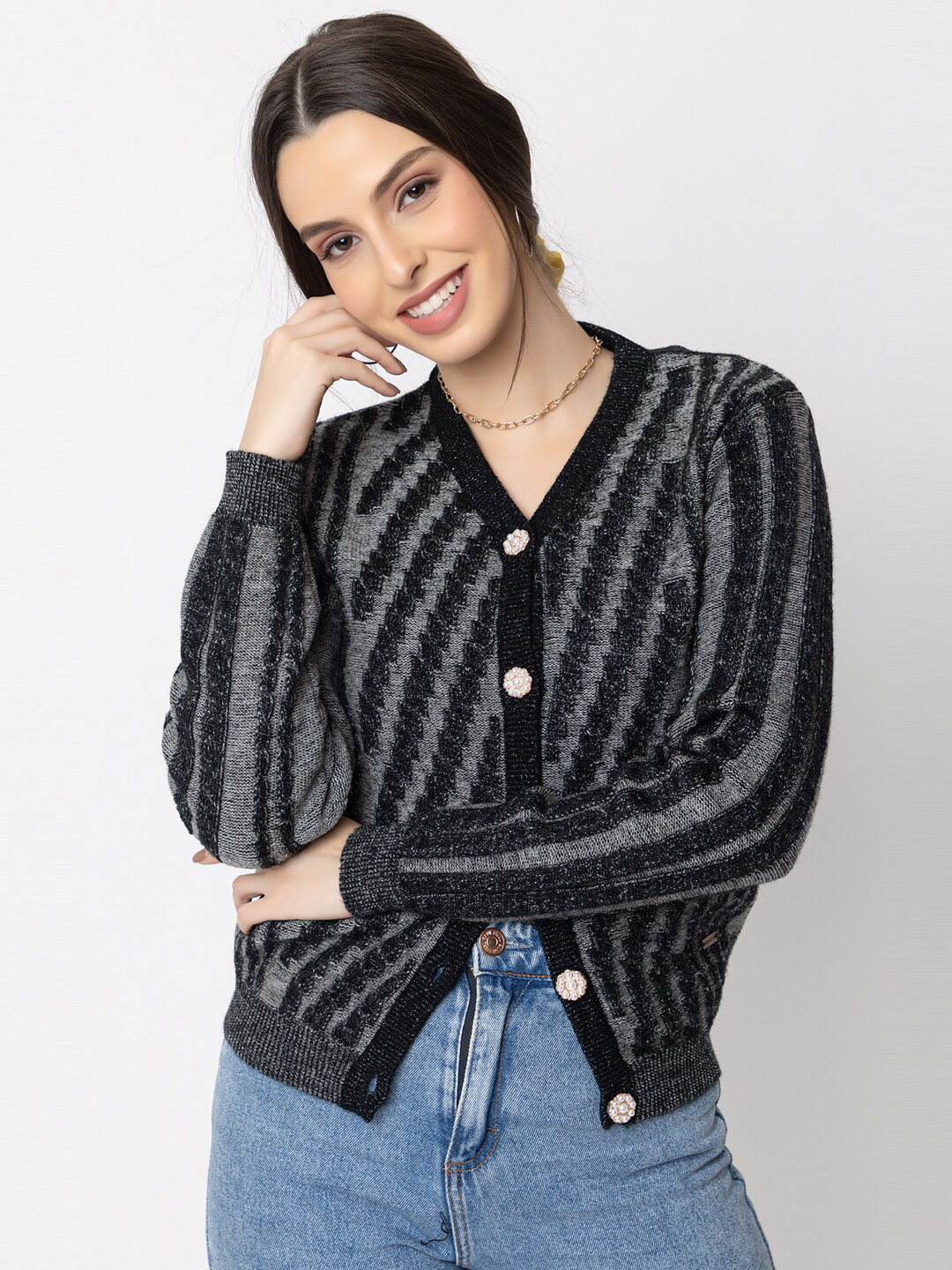 ARMISTO Cable Knit V-Neck Woollen Cardigan