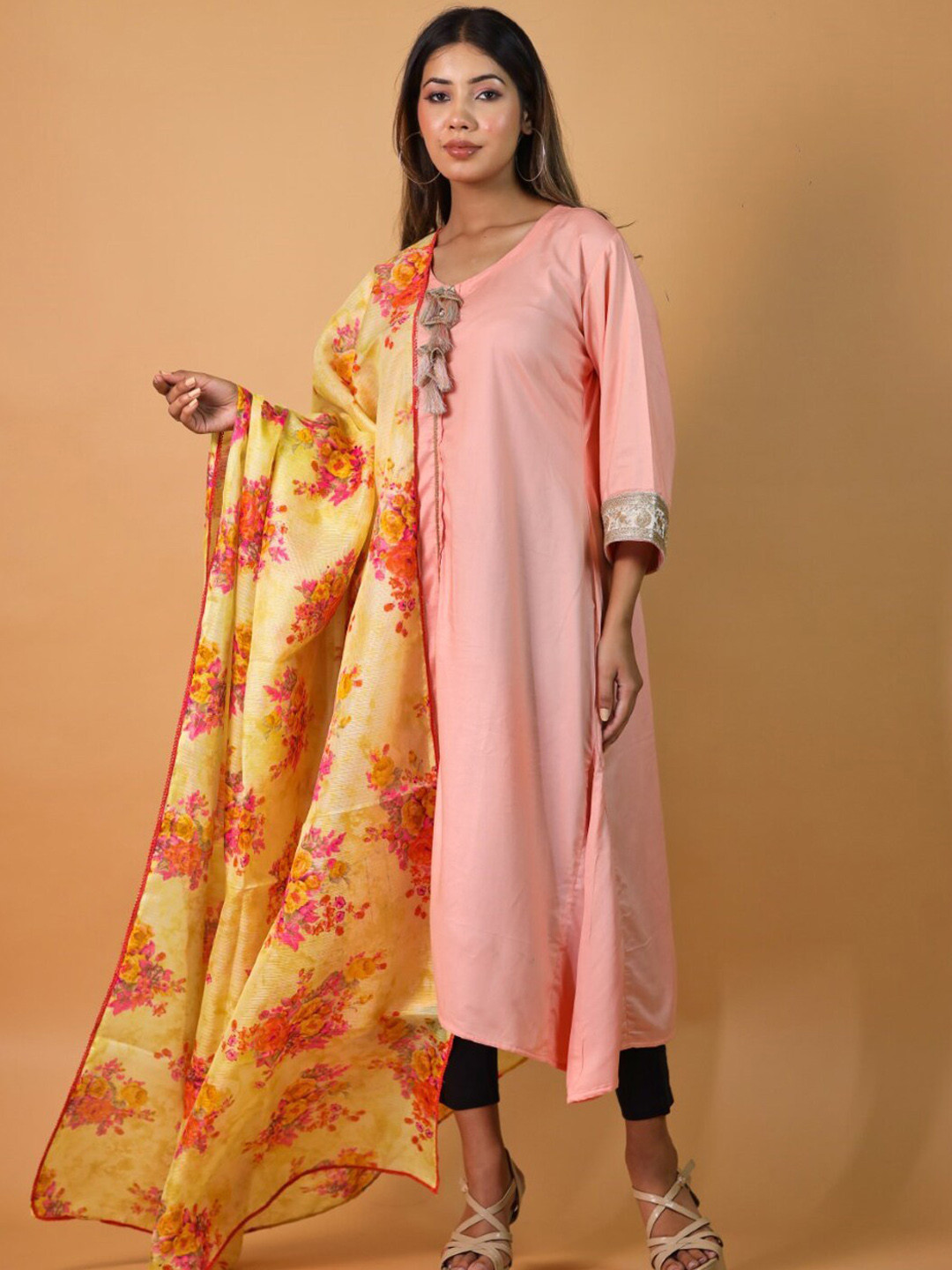 Trinjann Scoop Neck A-Line Kurta With Trousers & Dupatta