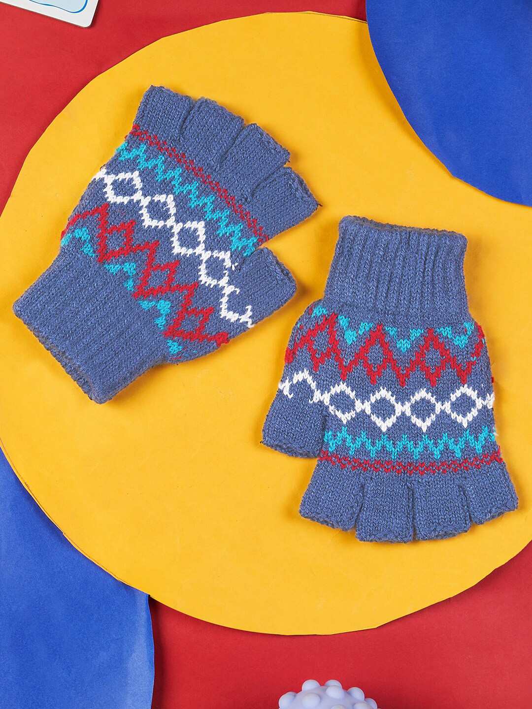 Pantaloons Junior Boys Woven-Designed Gloves