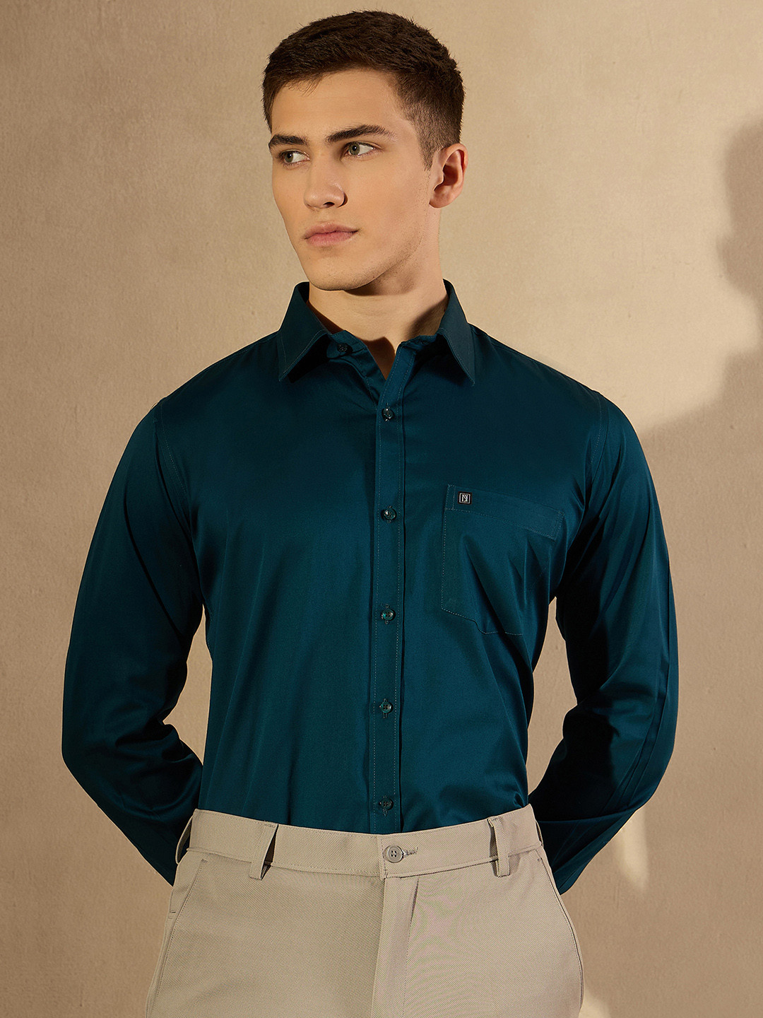 DENNISON Smart Solid Opaque Pure Cotton Satin Shirt