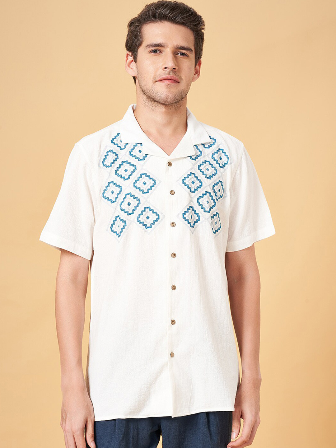 7 Alt by Pantaloons Geometric Embroidered Cuban Collar Cotton Casual Shirt
