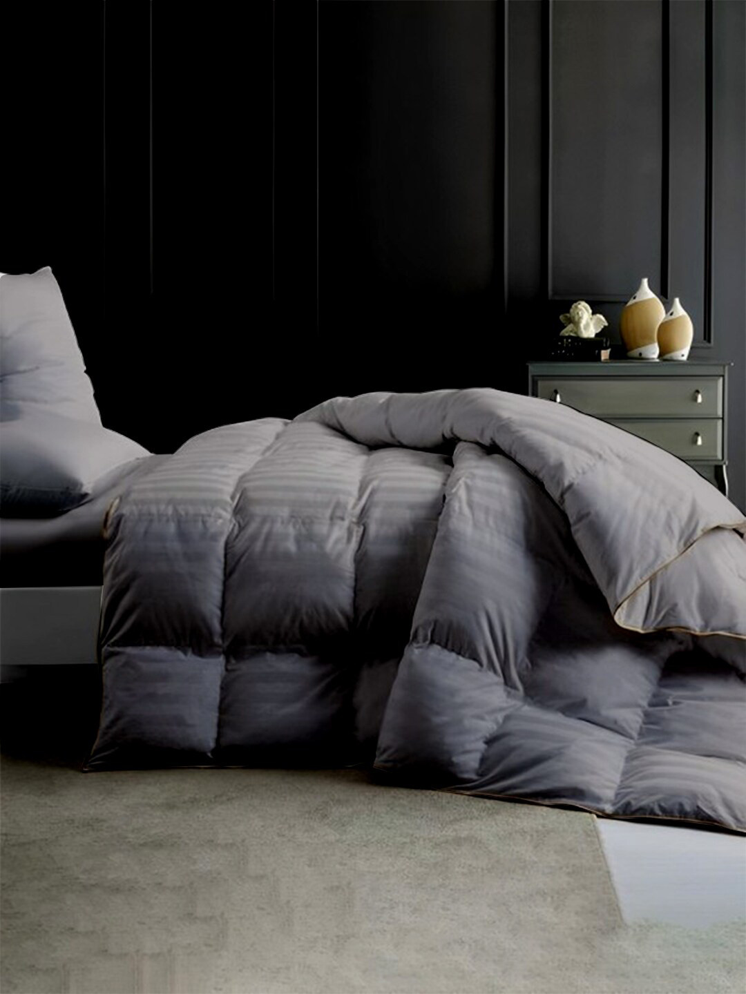 LINENWALAS Happy Sleeping Grey Striped Mild Winter 210 GSM Single Bed Duvet With Cover