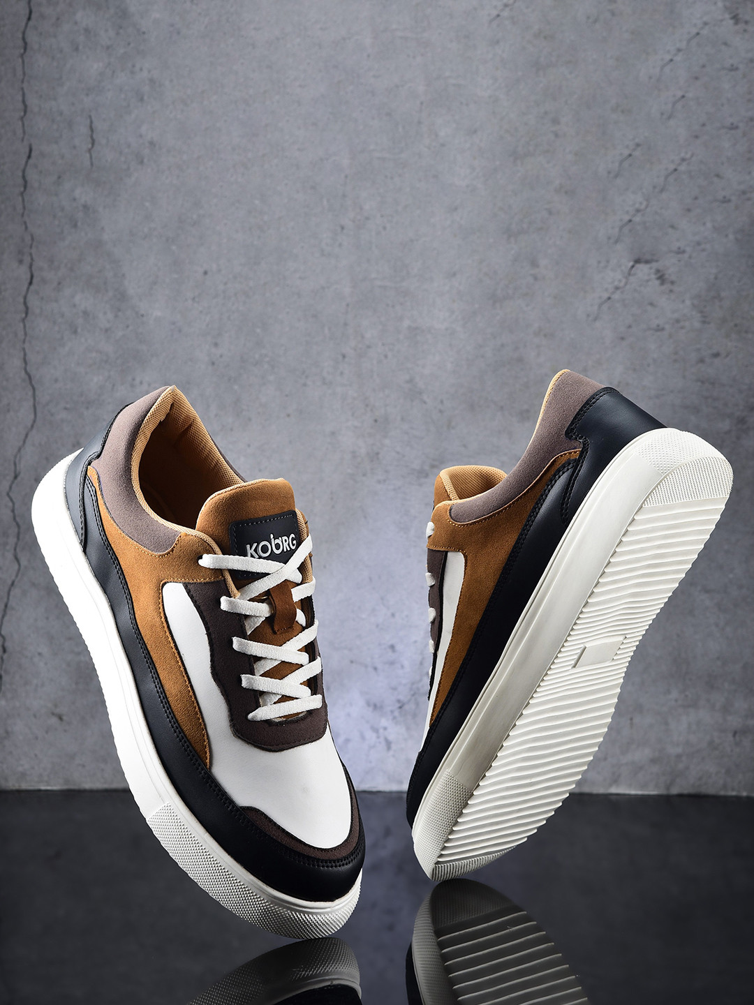 Koburg Men Colourblocked Lightweight Superior Ankle Support Sneakers