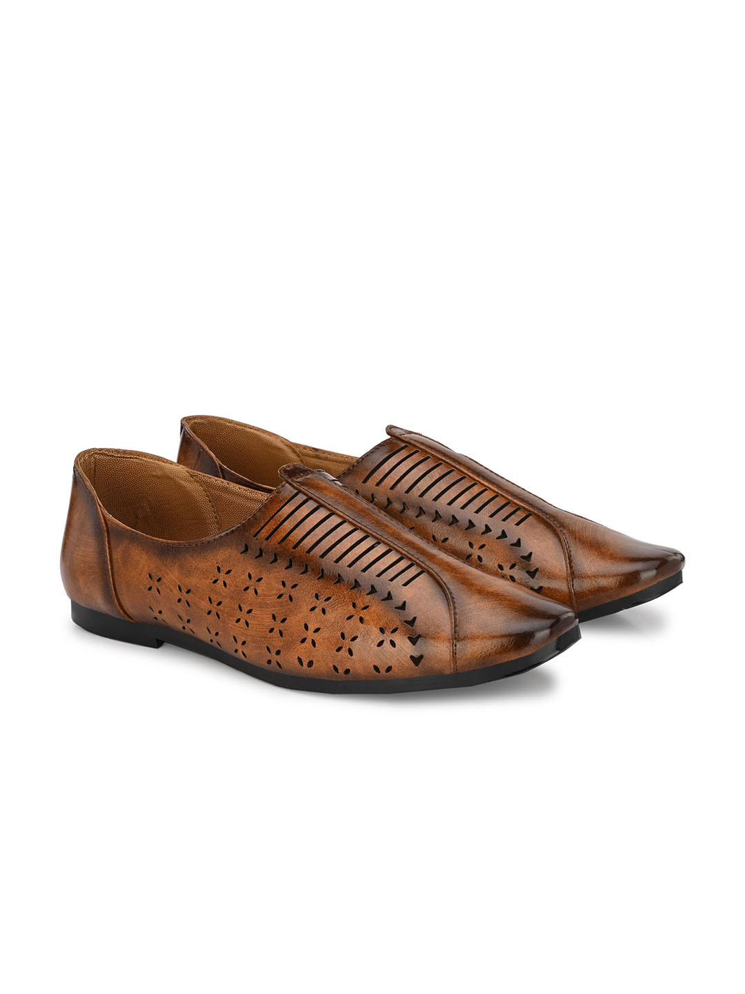 Vellinto Men Big-Hound Laser Cut Lightweight Mojaris