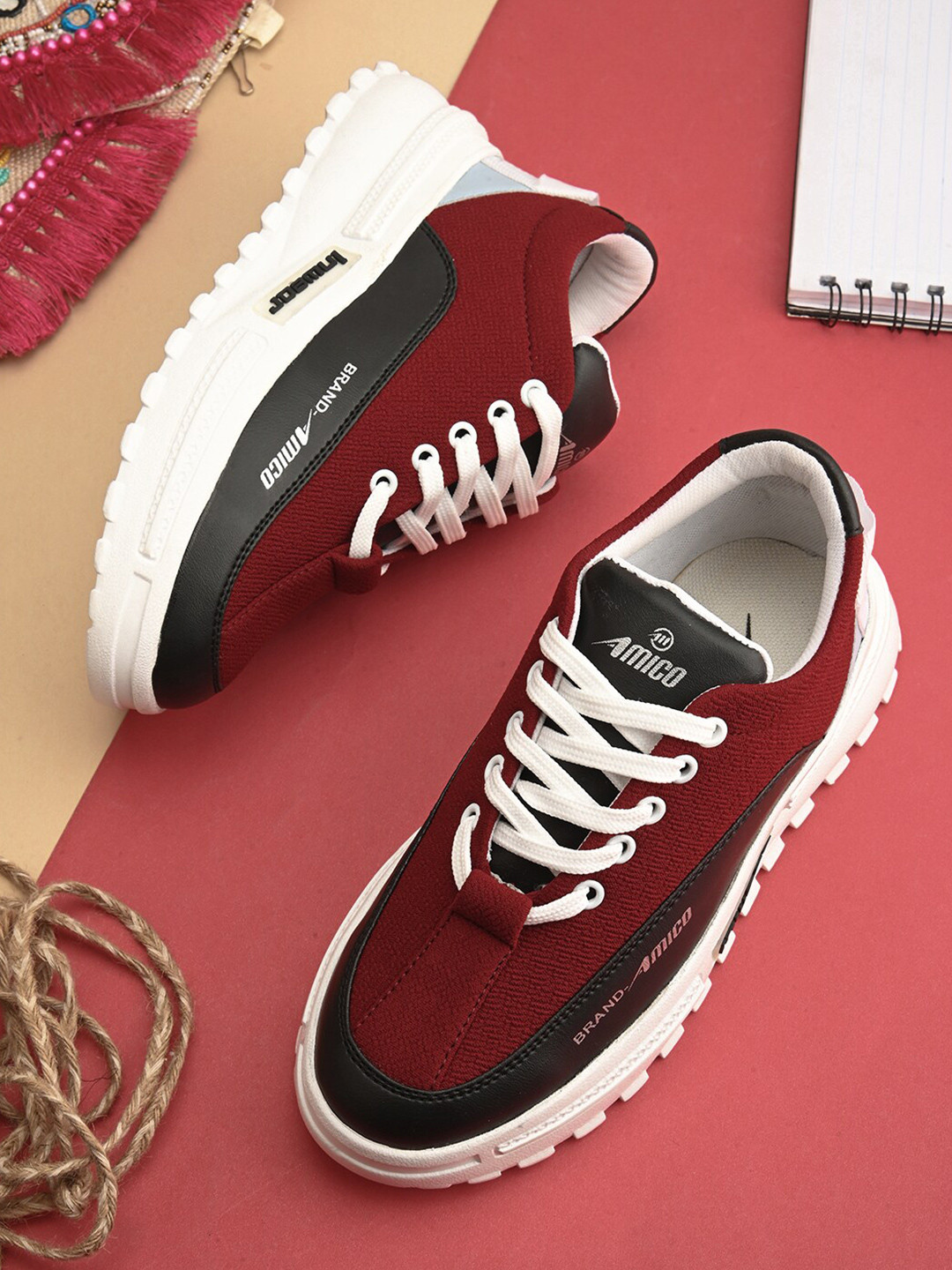 AMICO Women Colourblocked Non-Slip Grip Sneakers
