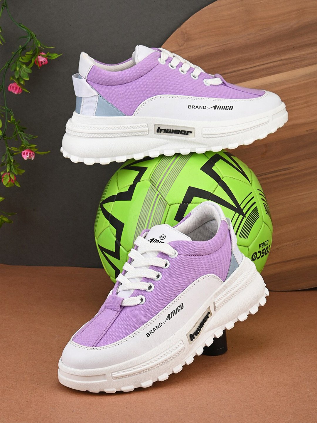 AMICO Women Colourblocked Non-Slip Grip Sneakers