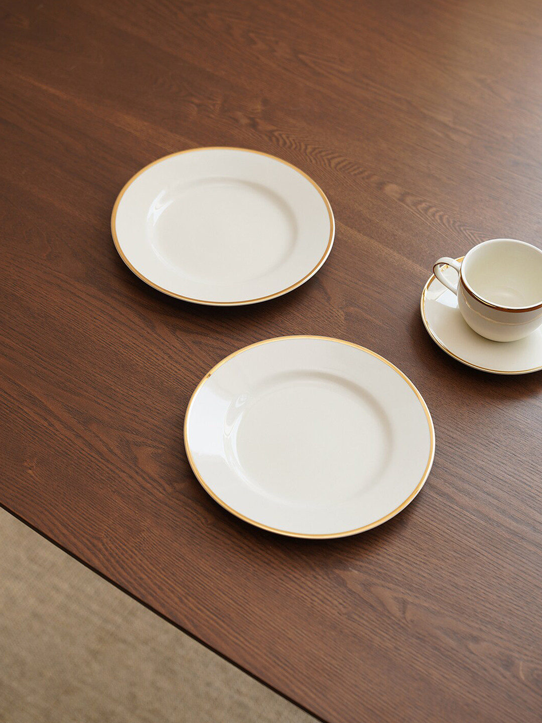 Pure Home and Living White & Gold Toned 2 Pieces Porcelain Matte Plates