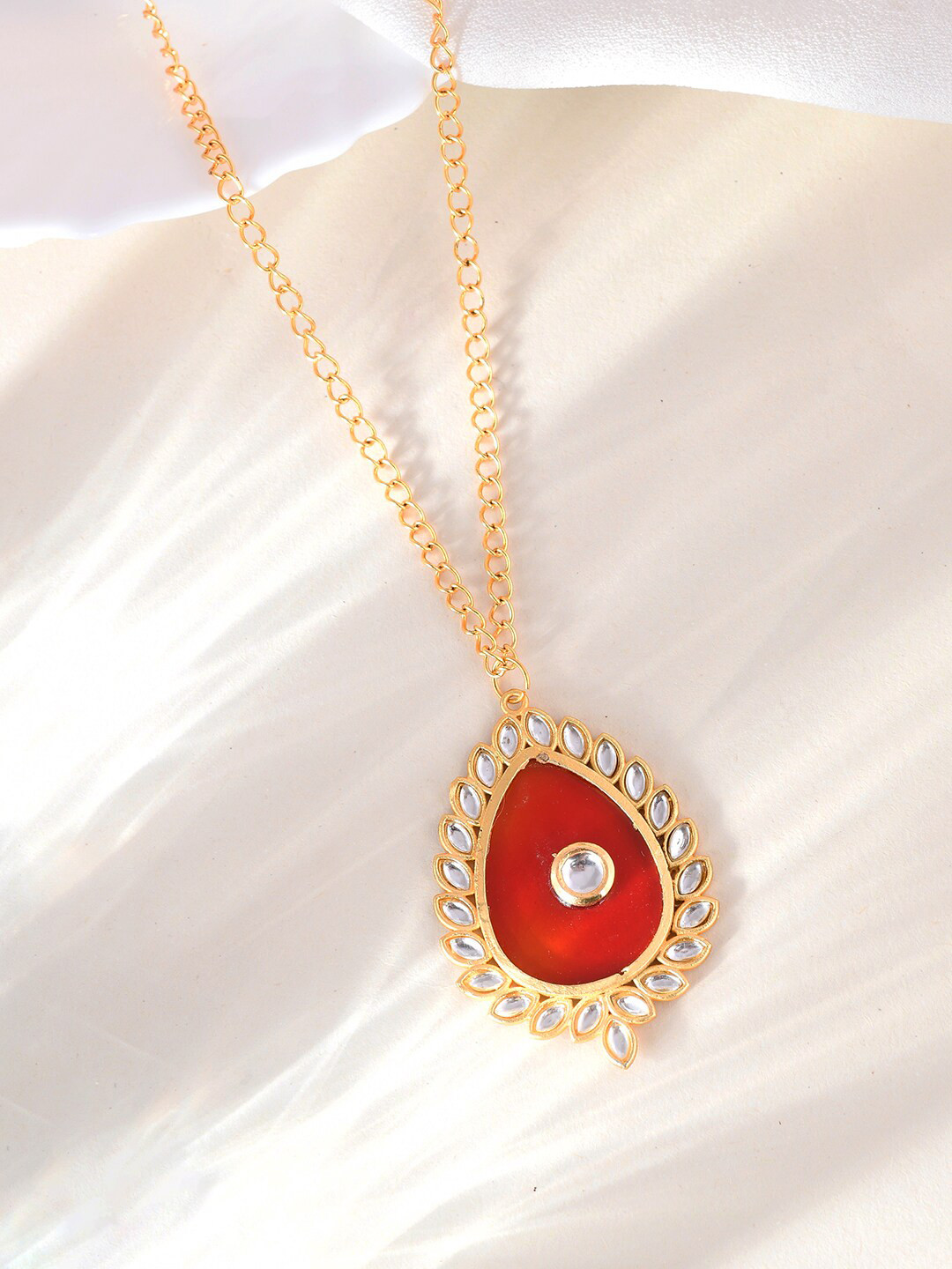 Silvermerc Designs Gold-Plated Kundan Minimal Necklace