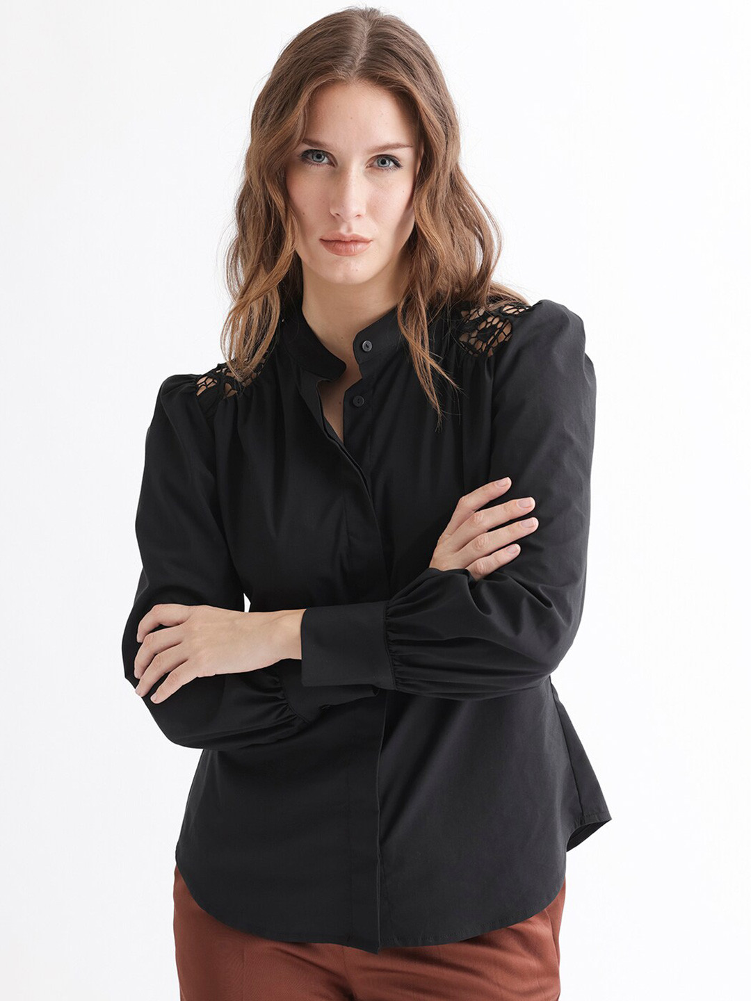 RAREISM Spread Collar Casual Shirt