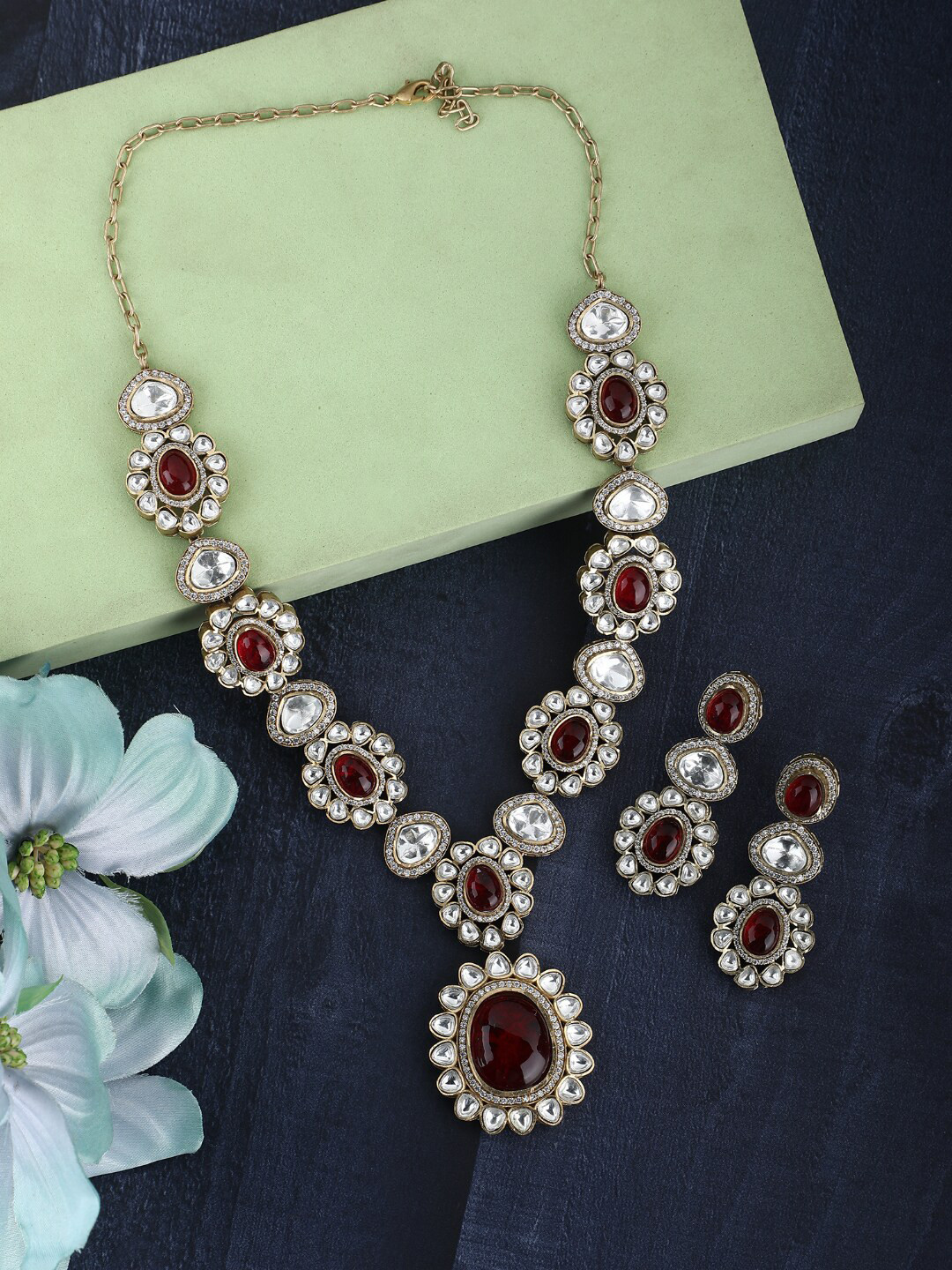 AURAA TRENDS 22KT Gold Plated Kundan Studded Necklace With Earrings