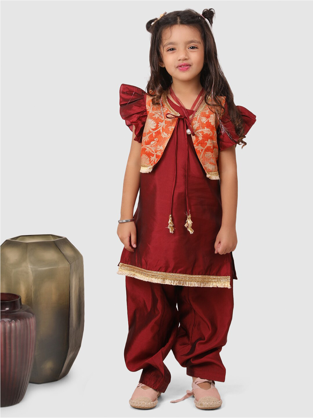 Jelly Jones Girls Round Neck Kurta With Palazzos & Jacket
