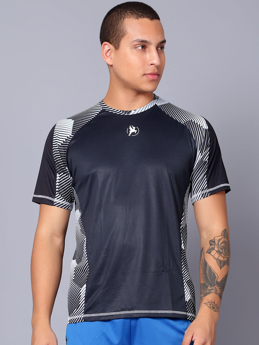 Trenz Geometric Printed Raglan Sleeves Ultra-Boost Sports T-shirt
