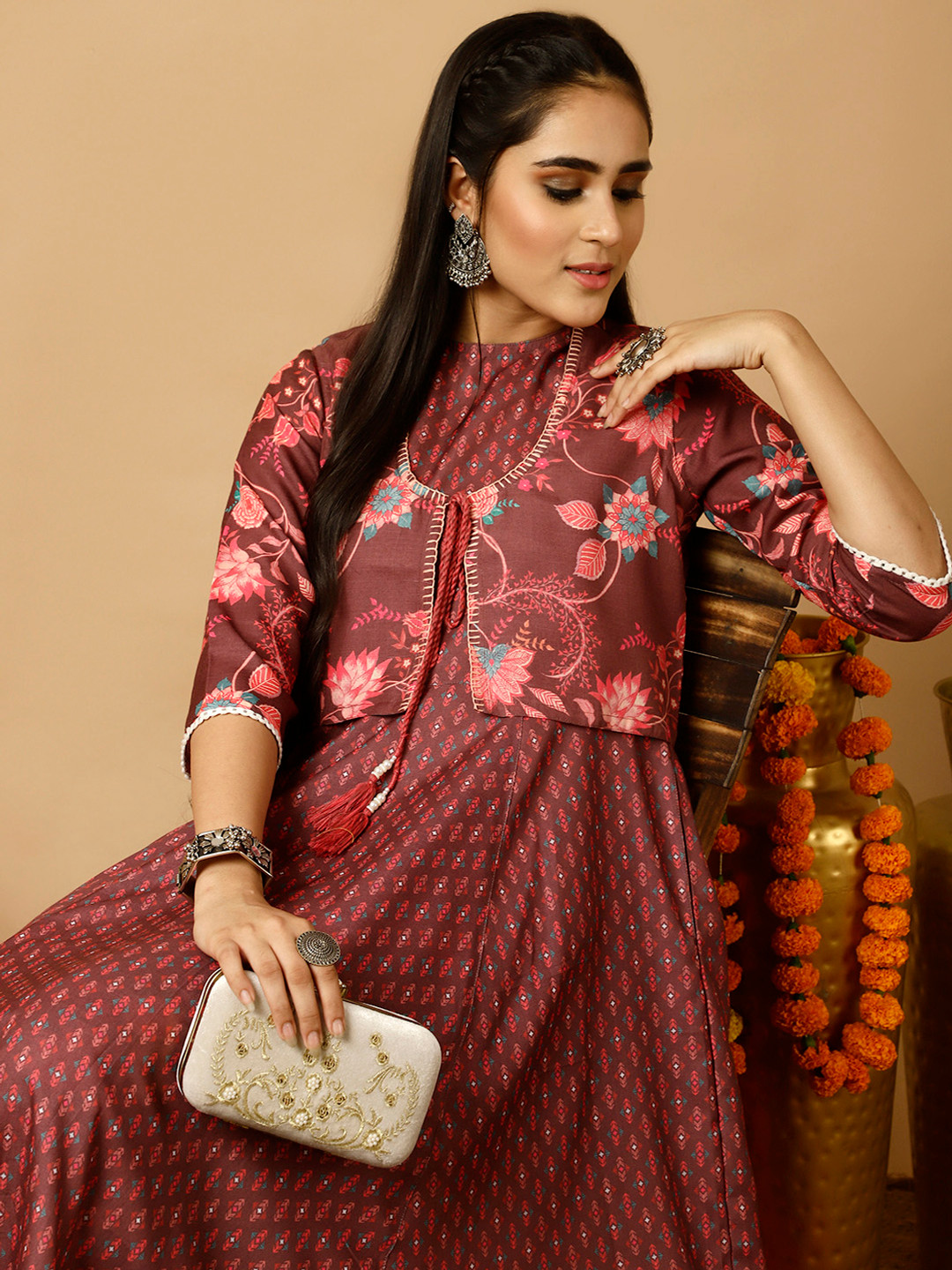 Jaipur Kurti Ethnic Motifs Printed Kurta with Trousers And Printed Jacket